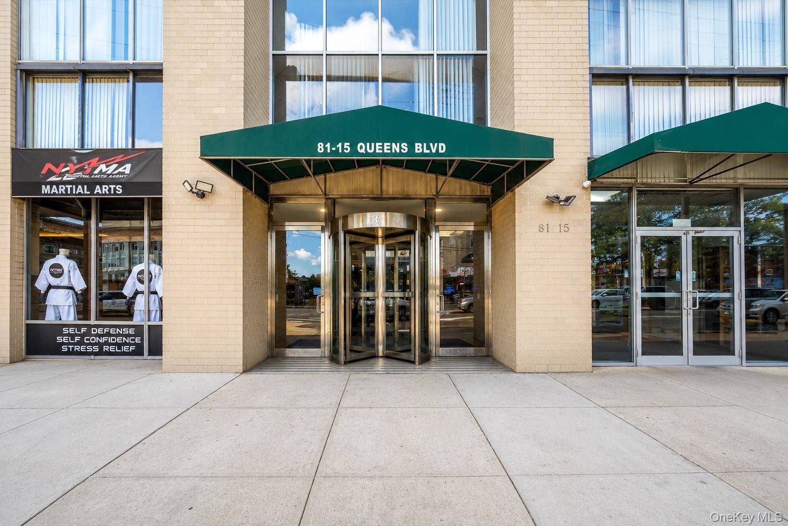 81-15 Queens boulevard 7C, Elmhurst, NY 11373