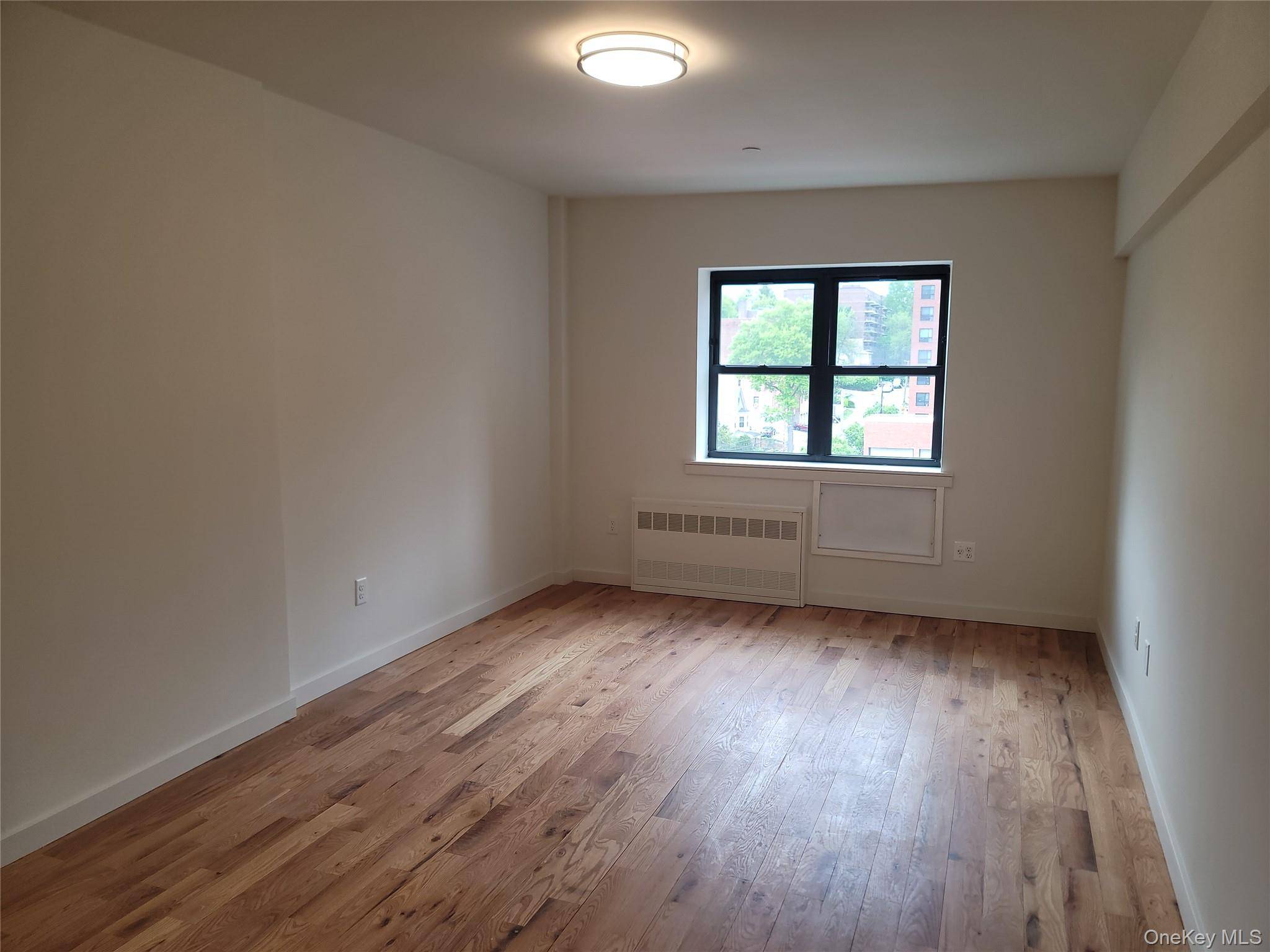 671 Bronx River RD #4N, Yonkers, NY 10704