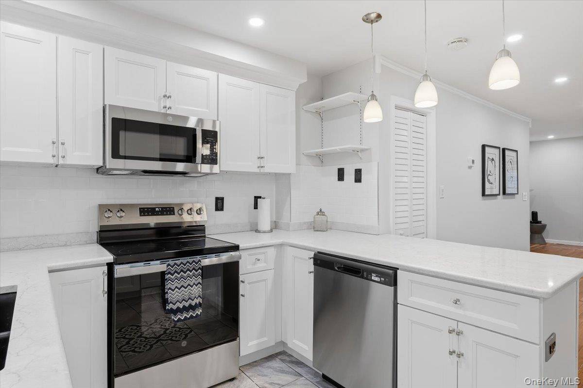 9322 207th ST, Queens Village, NY 11428