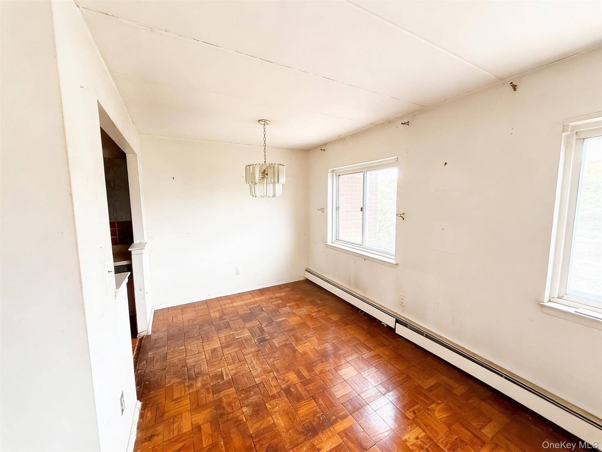 370 Central Park AVE #4H, Scarsdale, NY 10583
