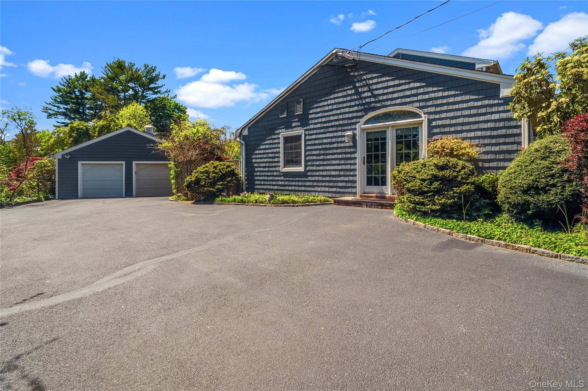 199 Split Rock RD, Syosset, NY 11791