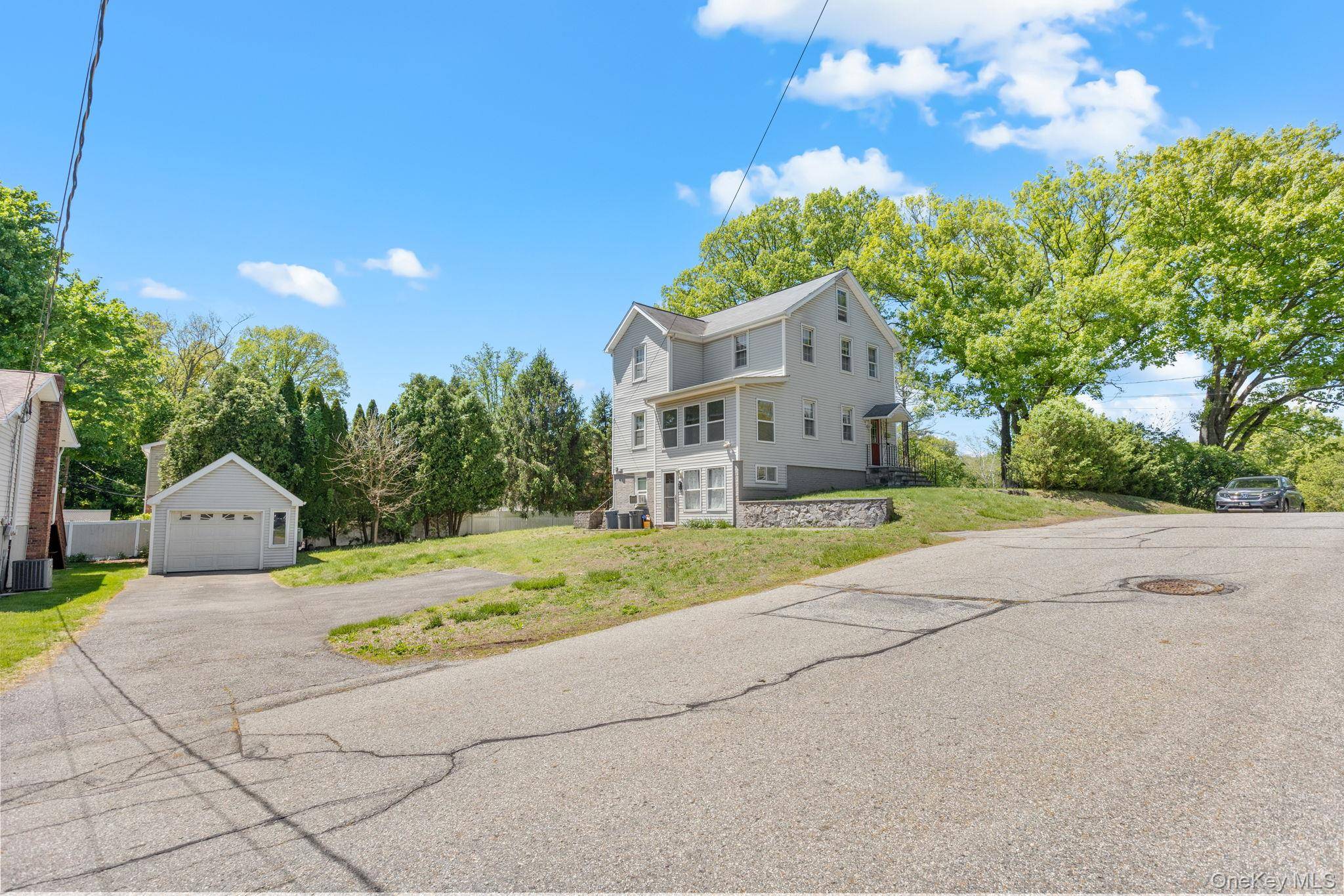 184 3rd ST, Buchanan, NY 10511