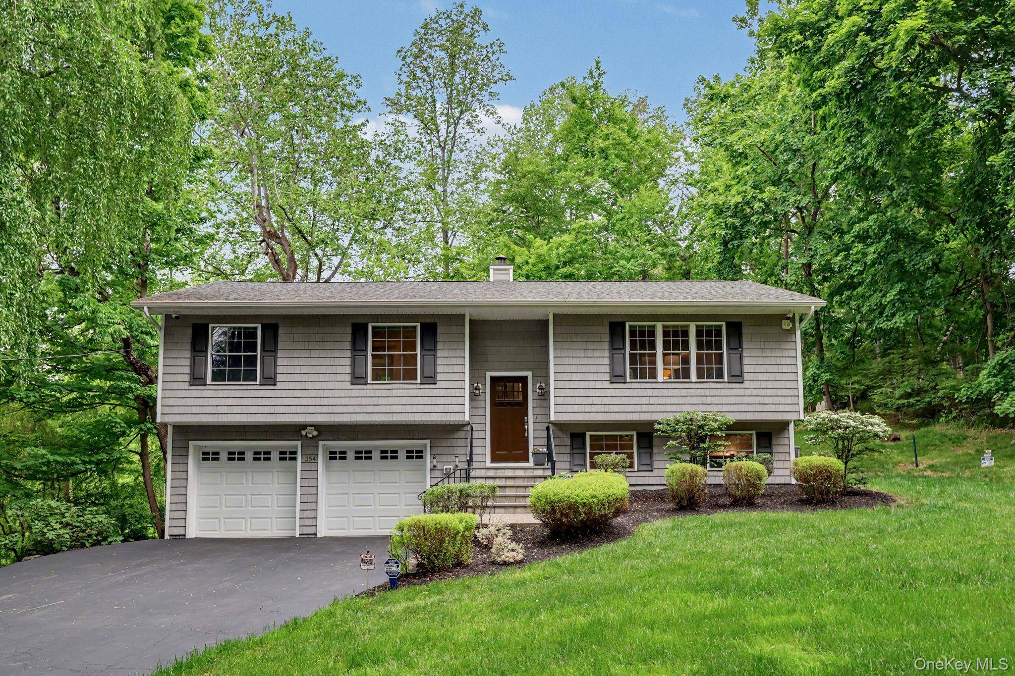 254 Furnace Dock RD, Cortlandt Manor, NY 10567