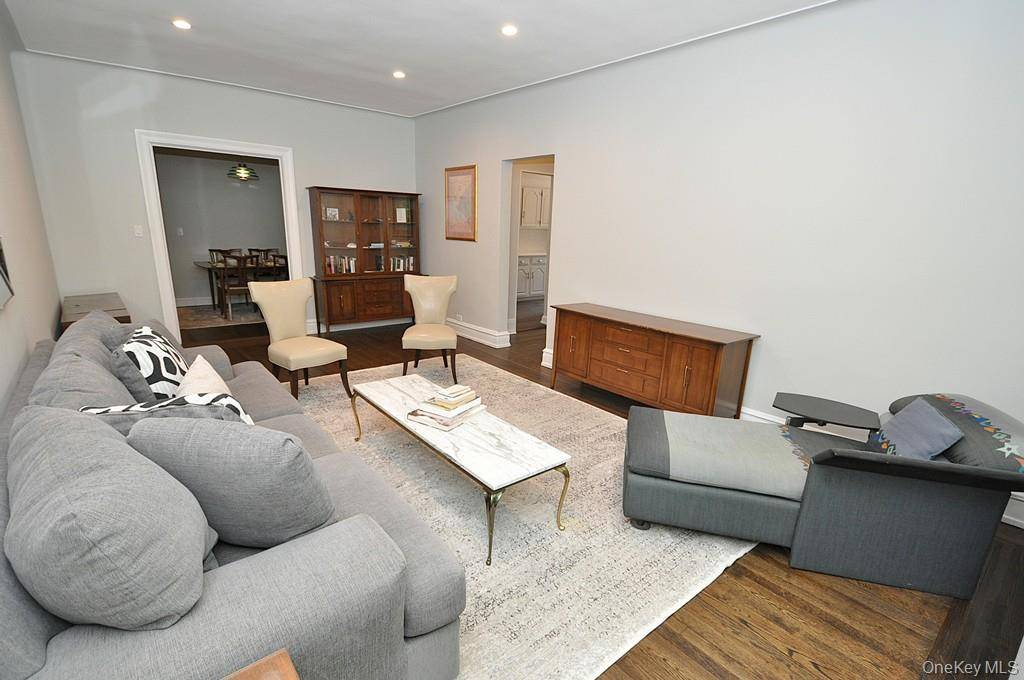 143 Garth RD #4P, Scarsdale, NY 10583