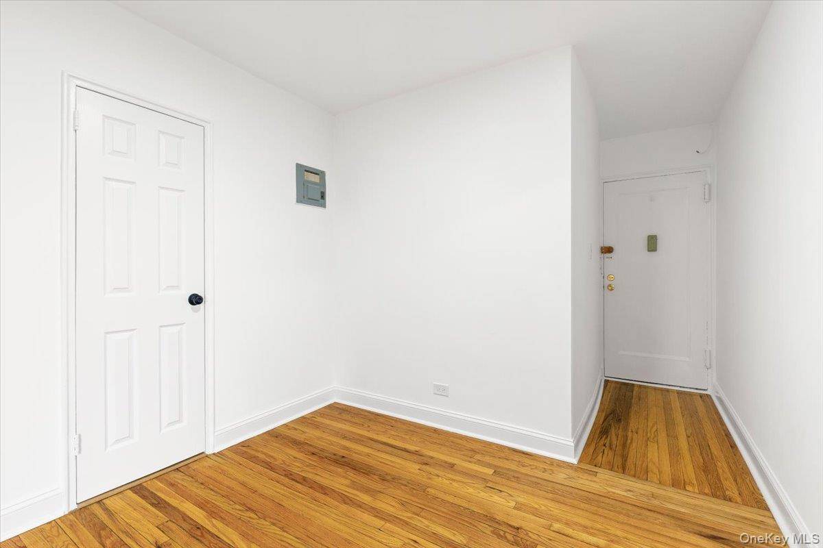 5645 Netherland AVE #5C, Bronx, NY 10471