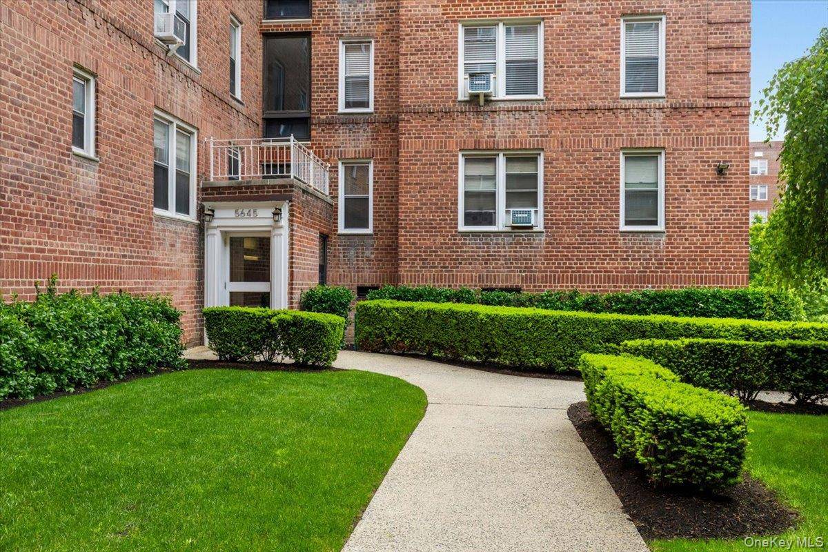 5645 Netherland AVE #5C, Bronx, NY 10471
