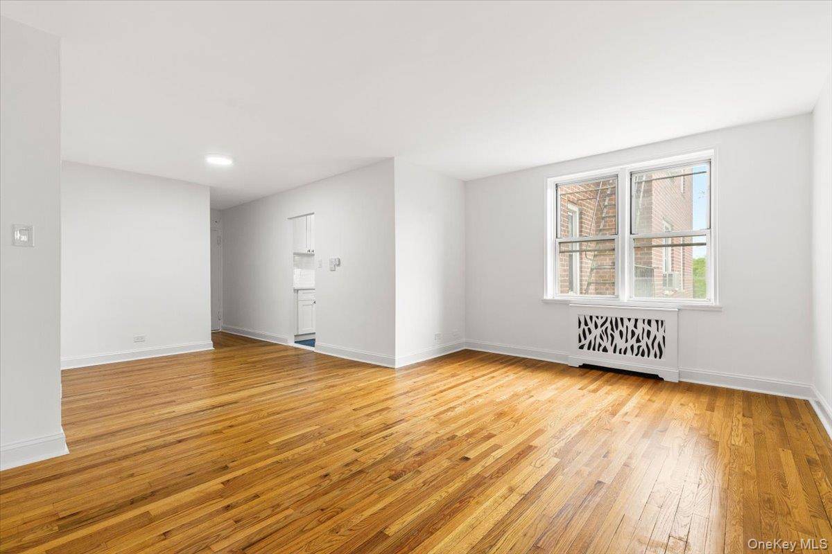 5645 Netherland AVE #5C, Bronx, NY 10471