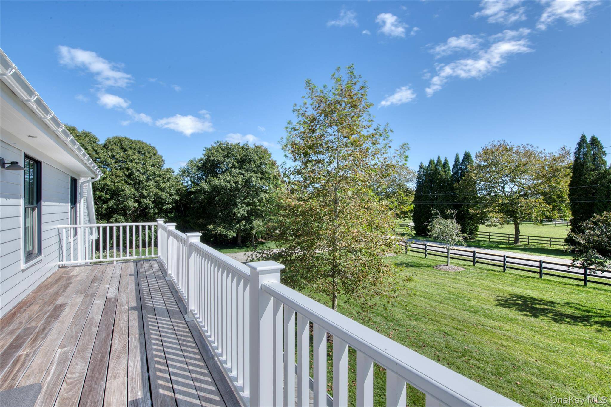 172 Narrow LN, Sagaponack, NY 11962