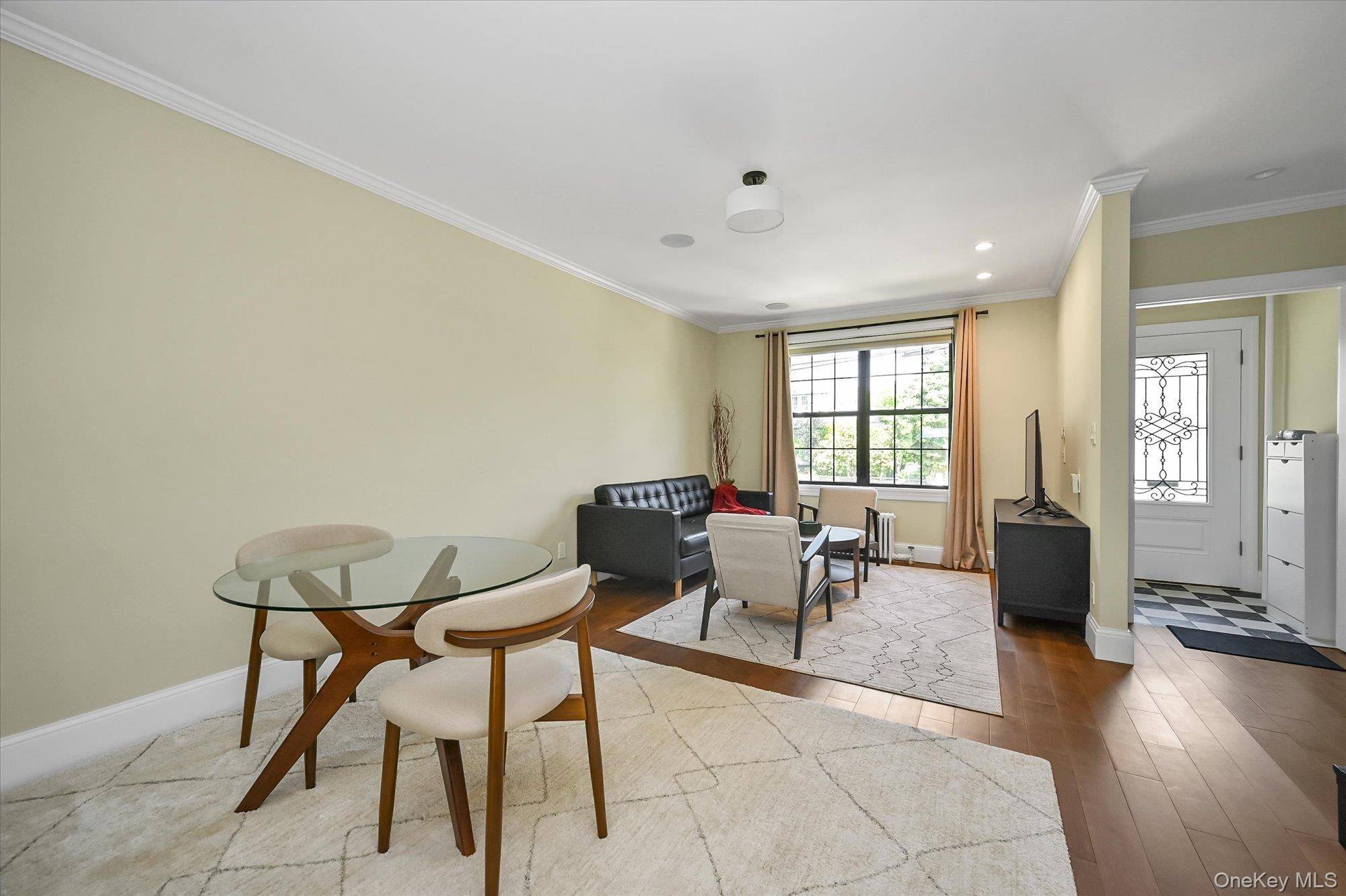 15822 Powells Cove BLVD, Whitestone, NY 11357