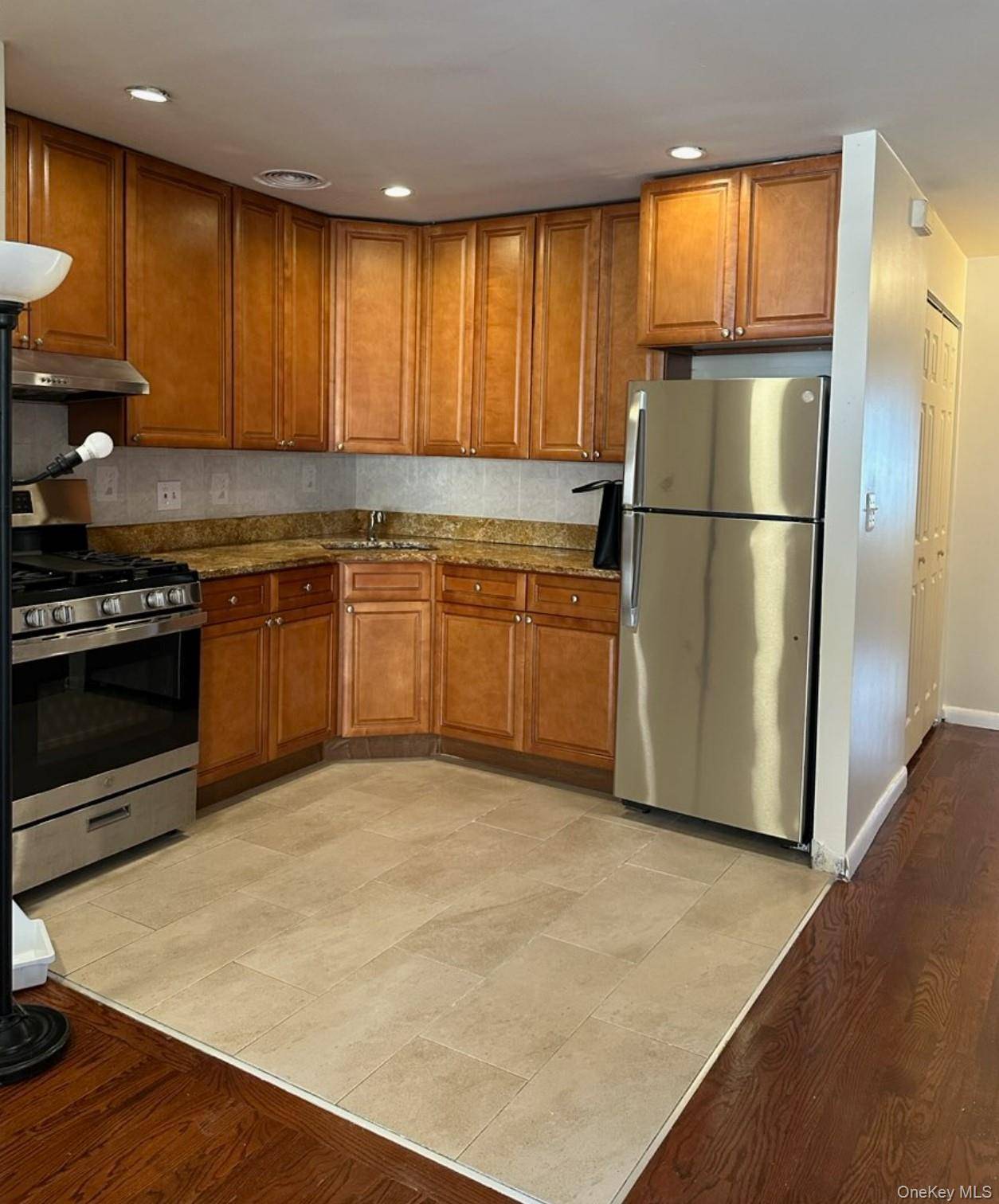 858 E 175th ST, Bronx, NY 10460