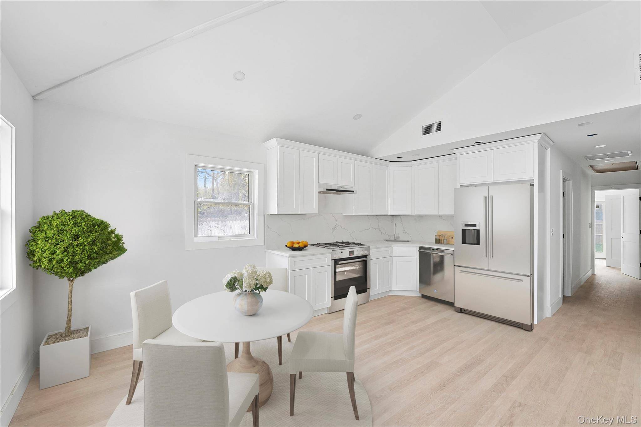 50 Squires AVE, East Quogue, NY 11942