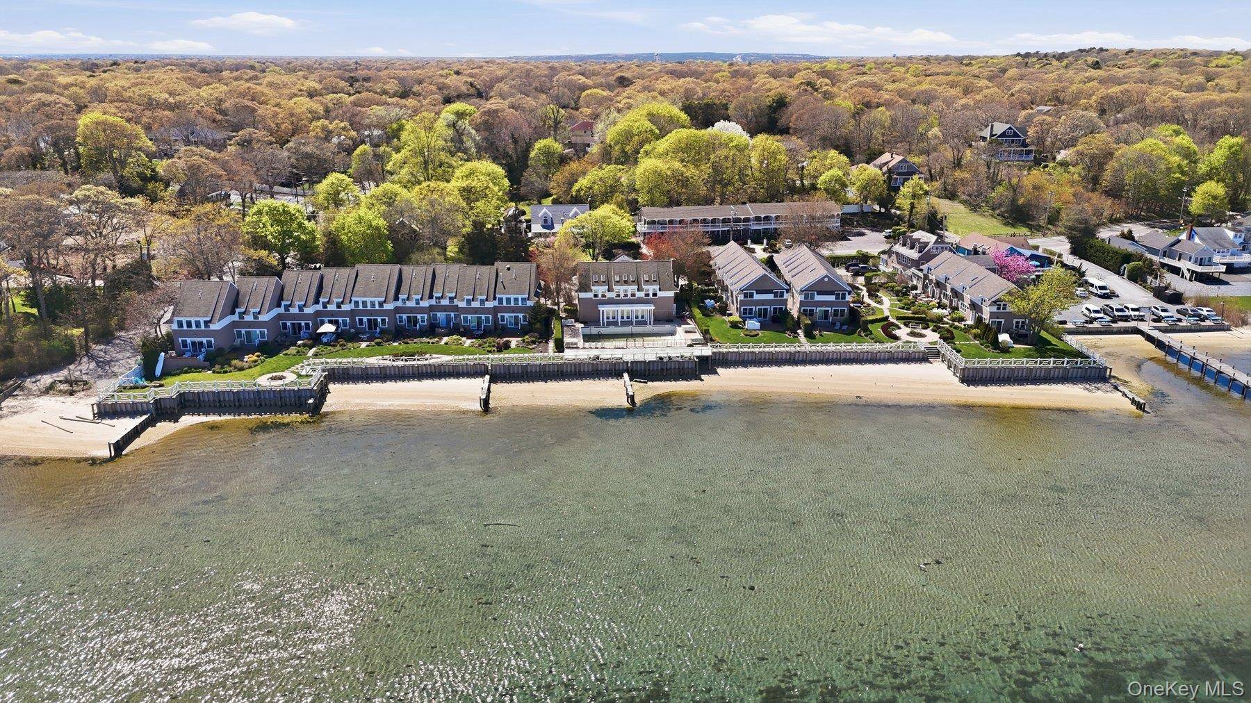 49 Canoe Place RD #416, Hampton Bays, NY 11946
