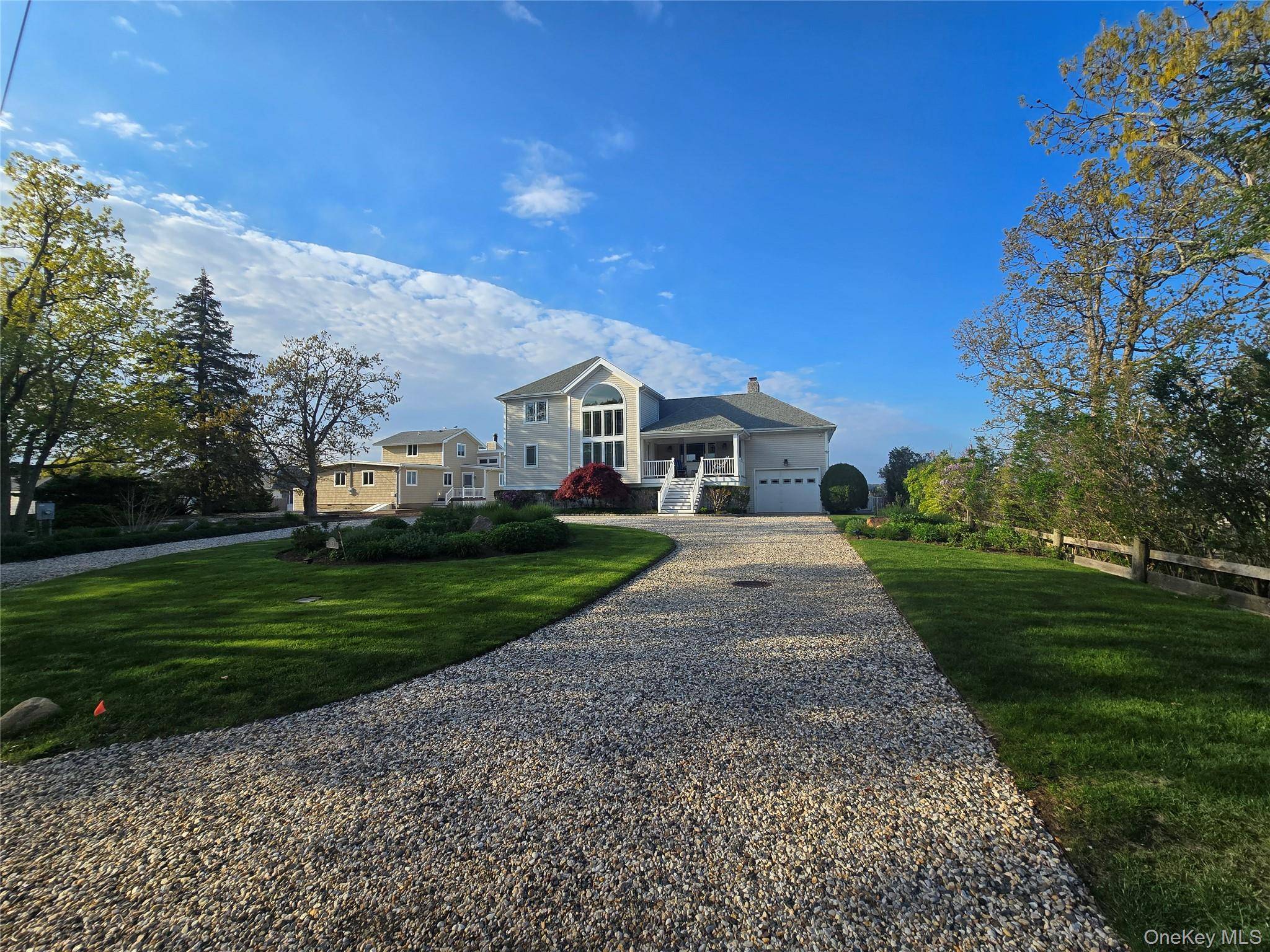 83 Hampton RD, Sag Harbor, NY 11963
