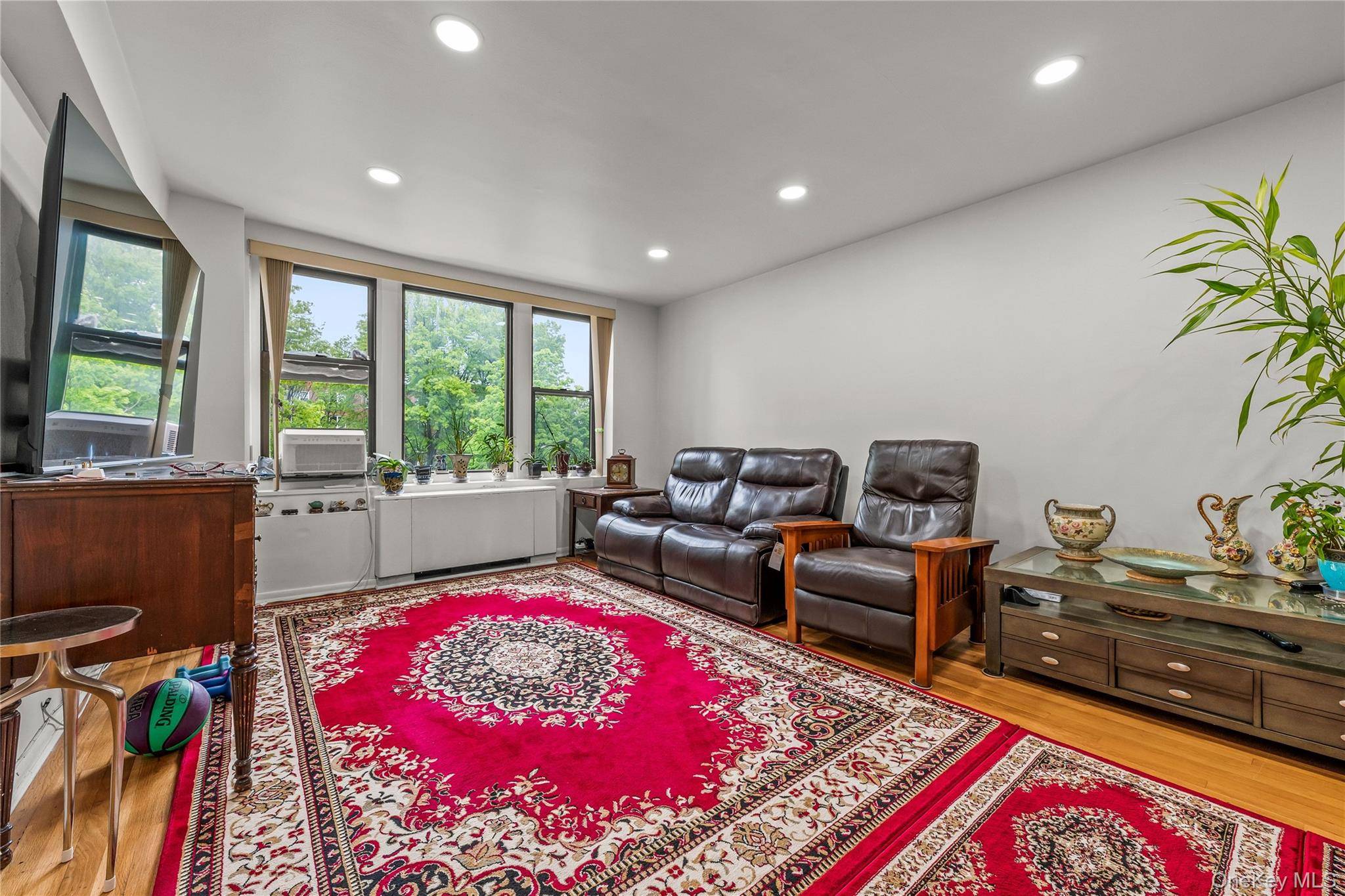 18-35 Corporal Kennedy #3C, Bayside, NY 11360
