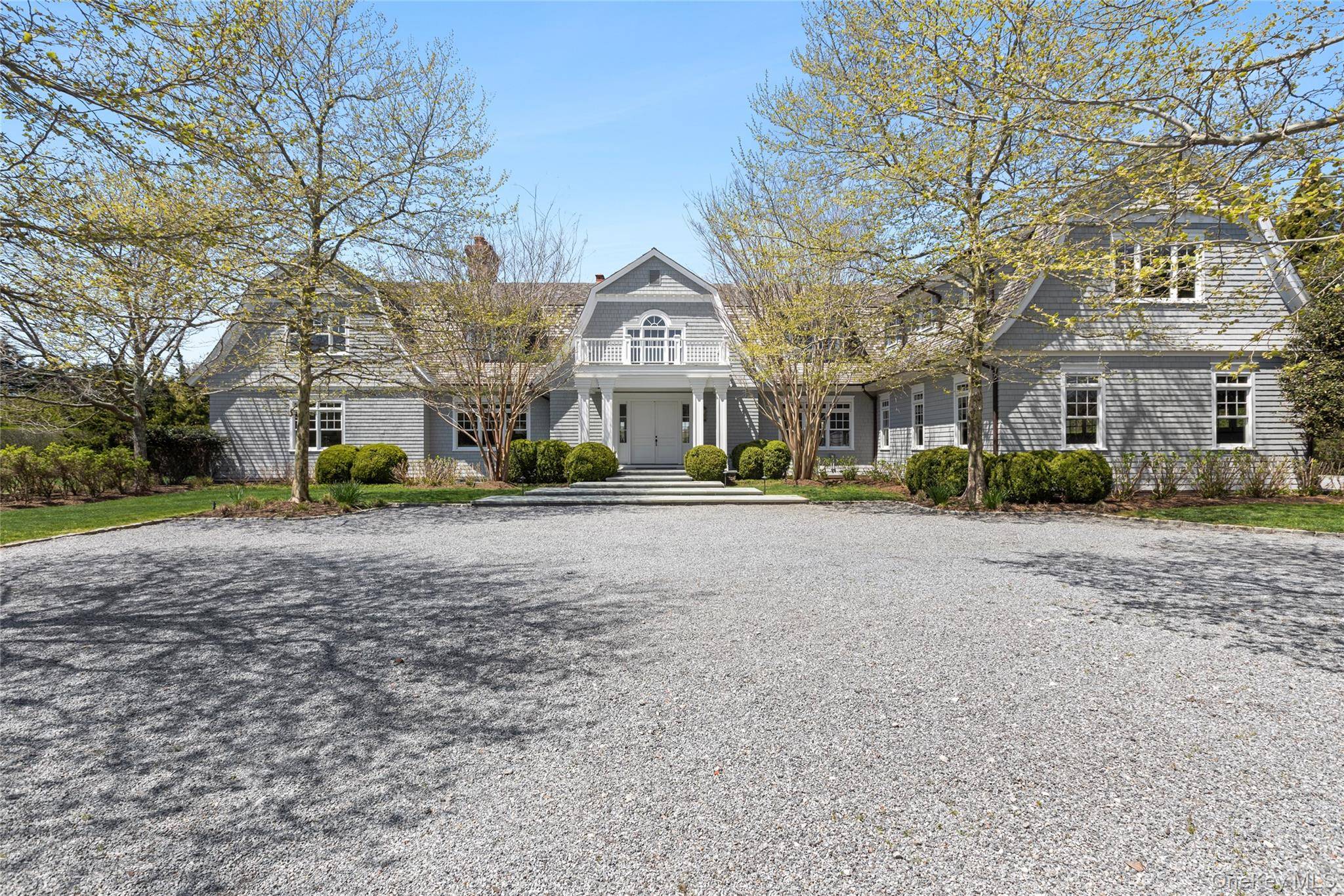 672 Halsey LN, Water Mill, NY 11932