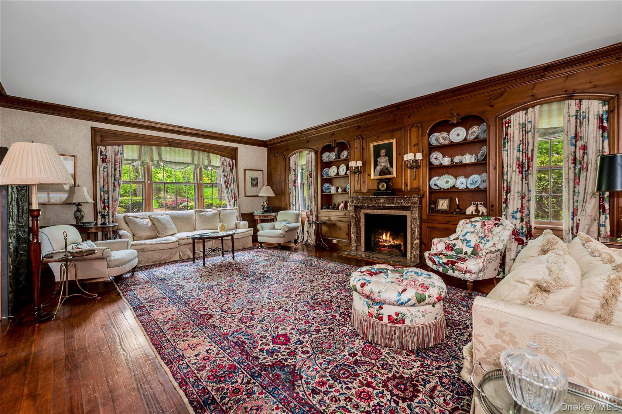 111 Clent RD, Great Neck, NY 11021