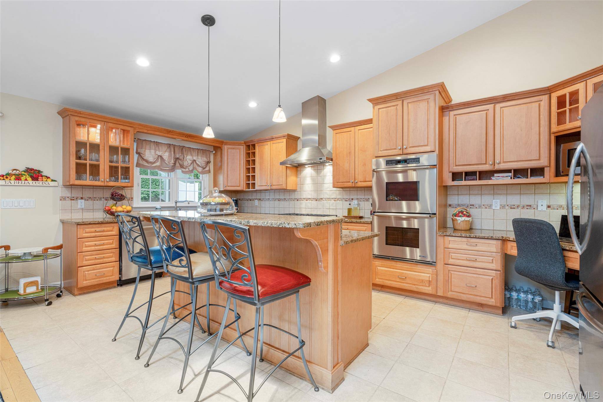 5 Oakridge RD, White Plains, NY 10607