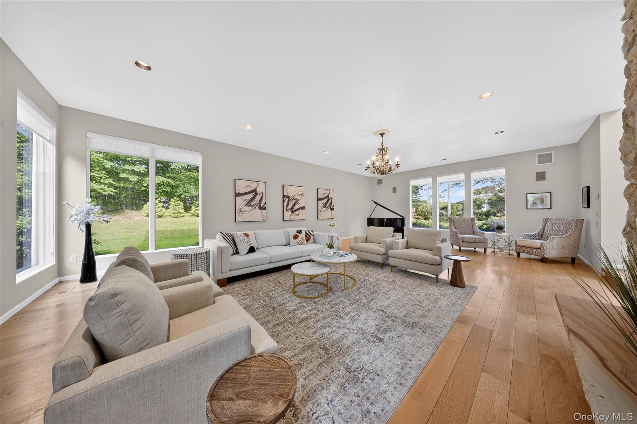 80 Tall Oak CRES, Syosset, NY 11791