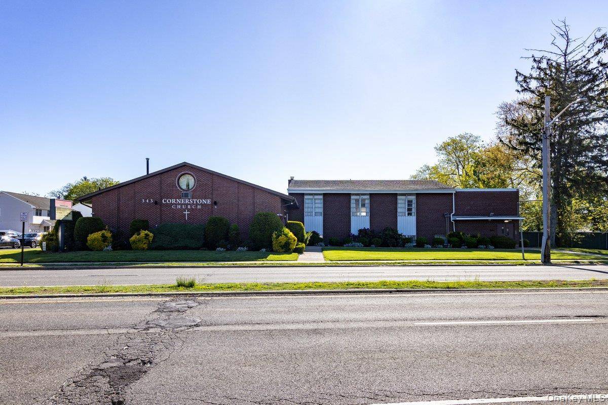 343 Jerusalem AVE, Hicksville, NY 11801