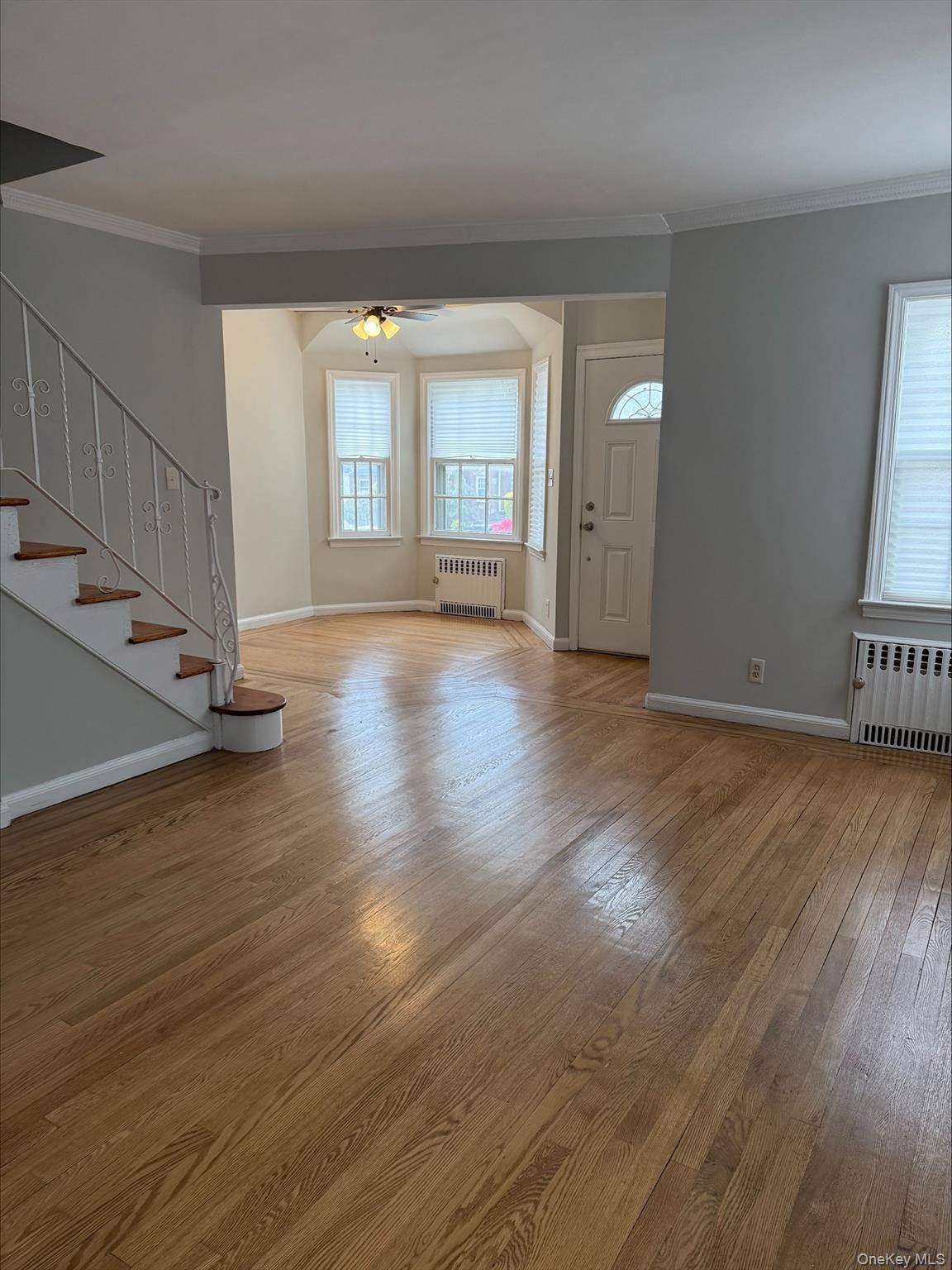 88-13 210th ST, Queens Village, NY 11427