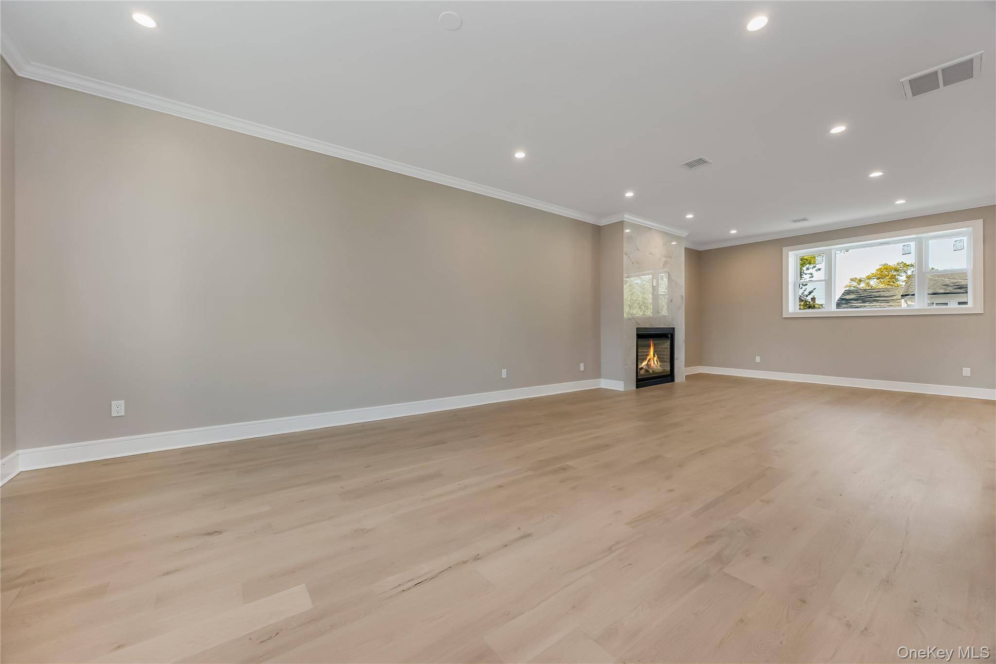 224 Oconnell ST, Massapequa Park, NY 11762