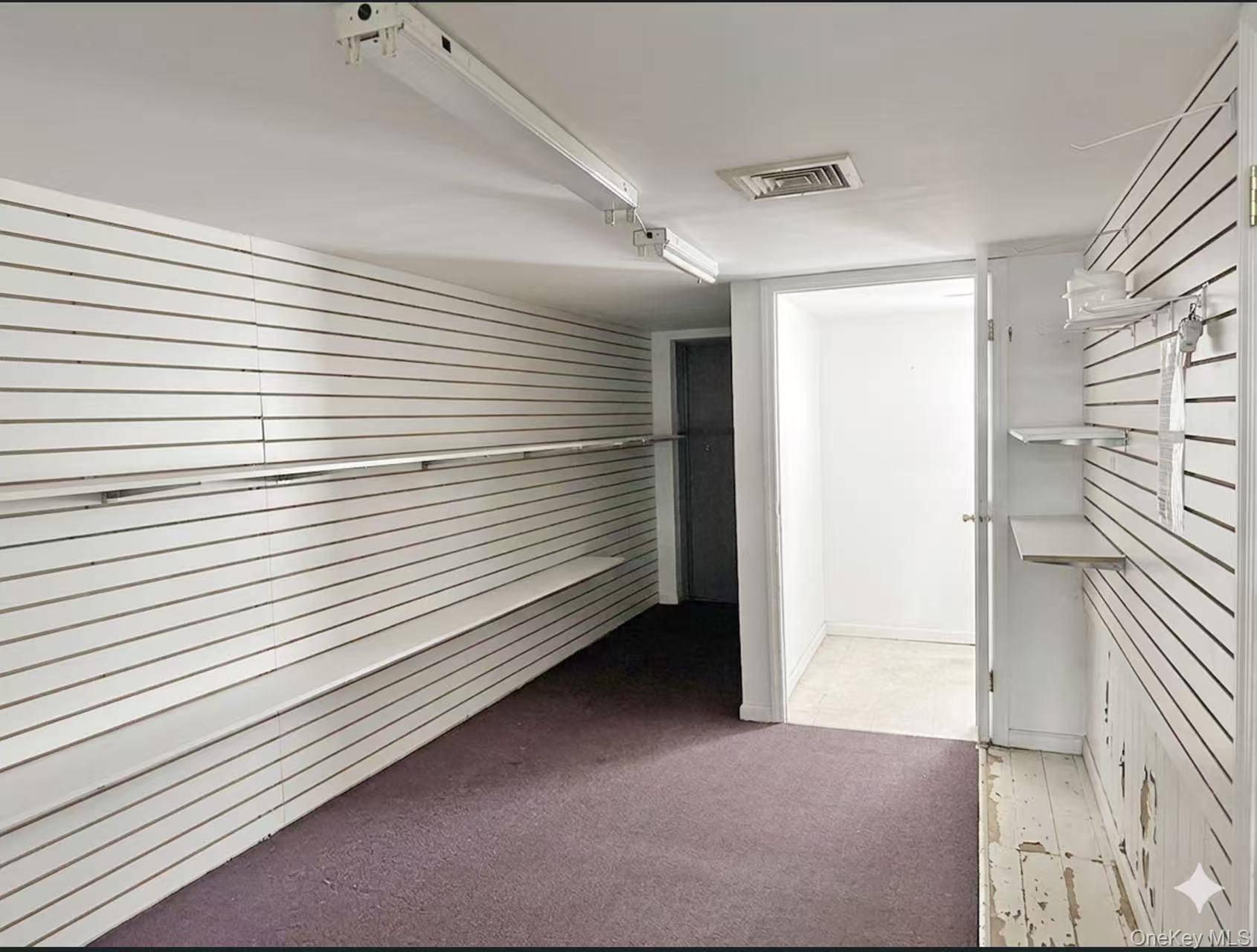 28 S 4th AVE, Mount Vernon, NY 10550