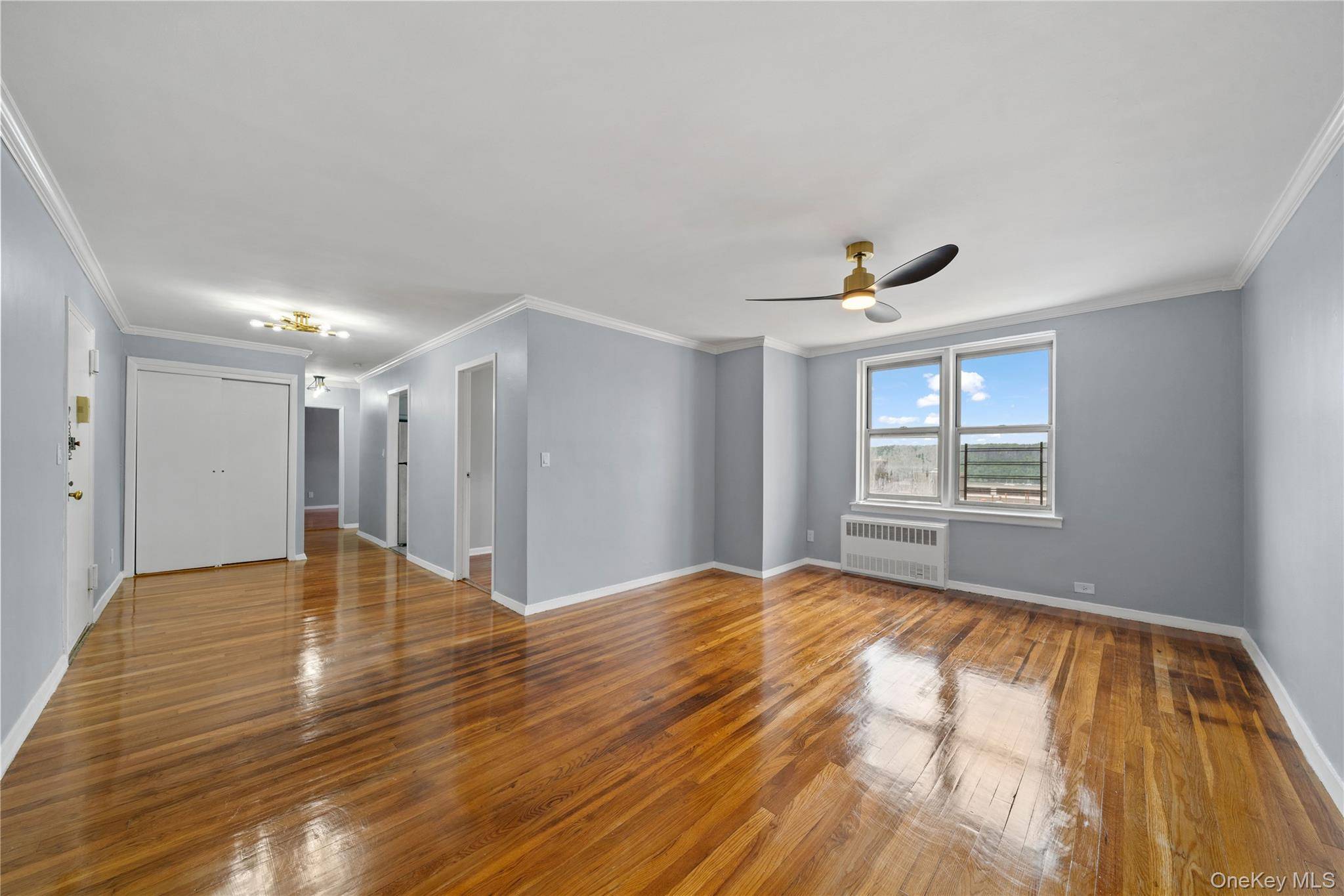 300 N Broadway #6G, Yonkers, NY 10701