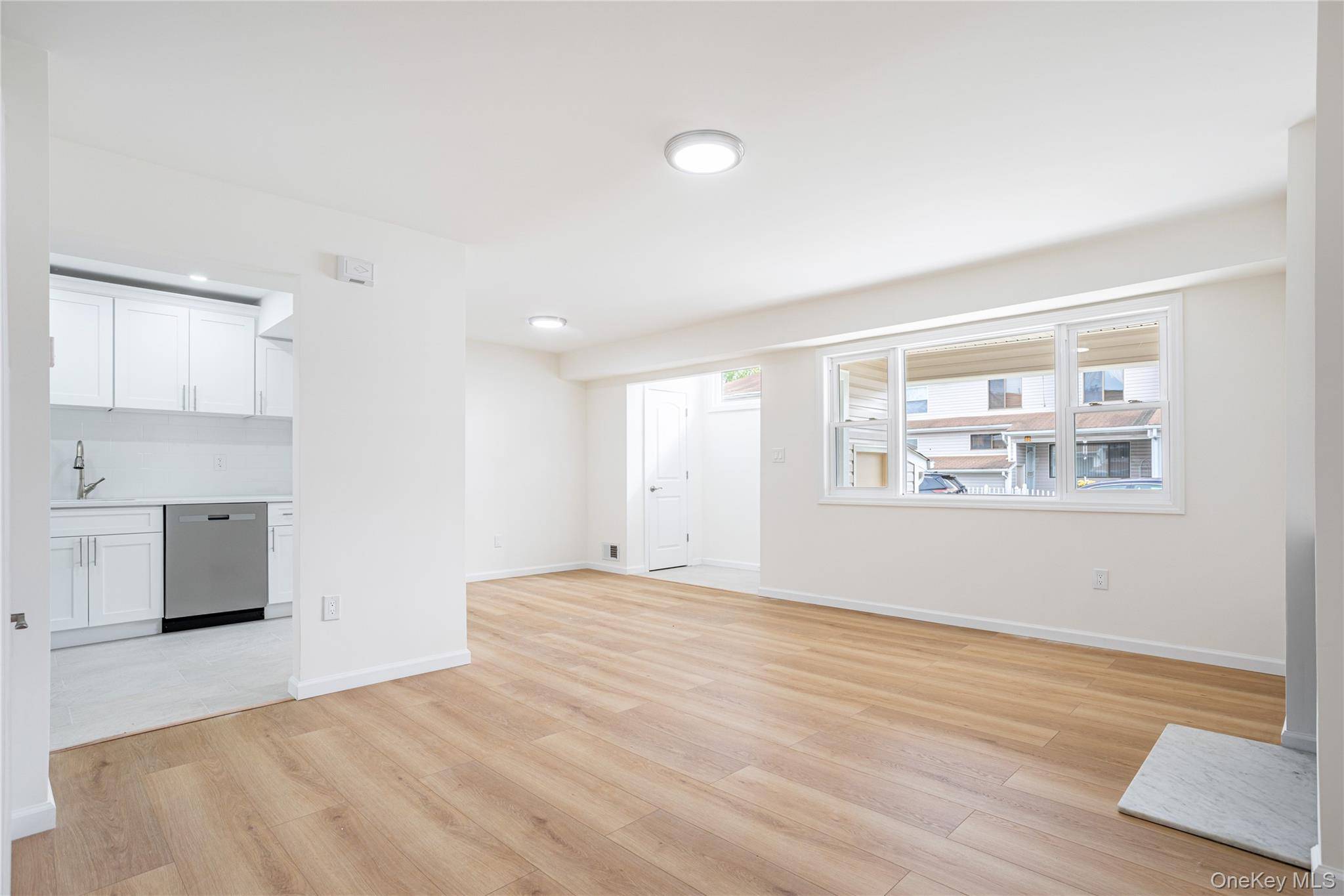 33 Marc ST, Staten Island, NY 10314