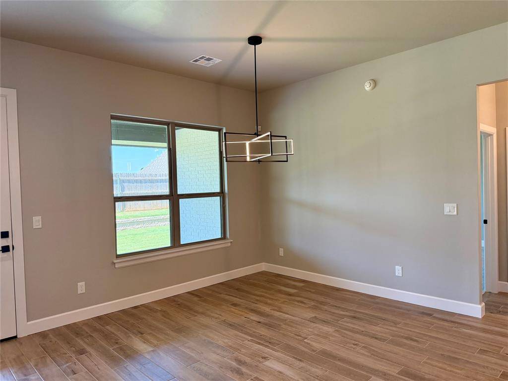 12801 Cobblestone Curve RD, Oklahoma City, OK 73142