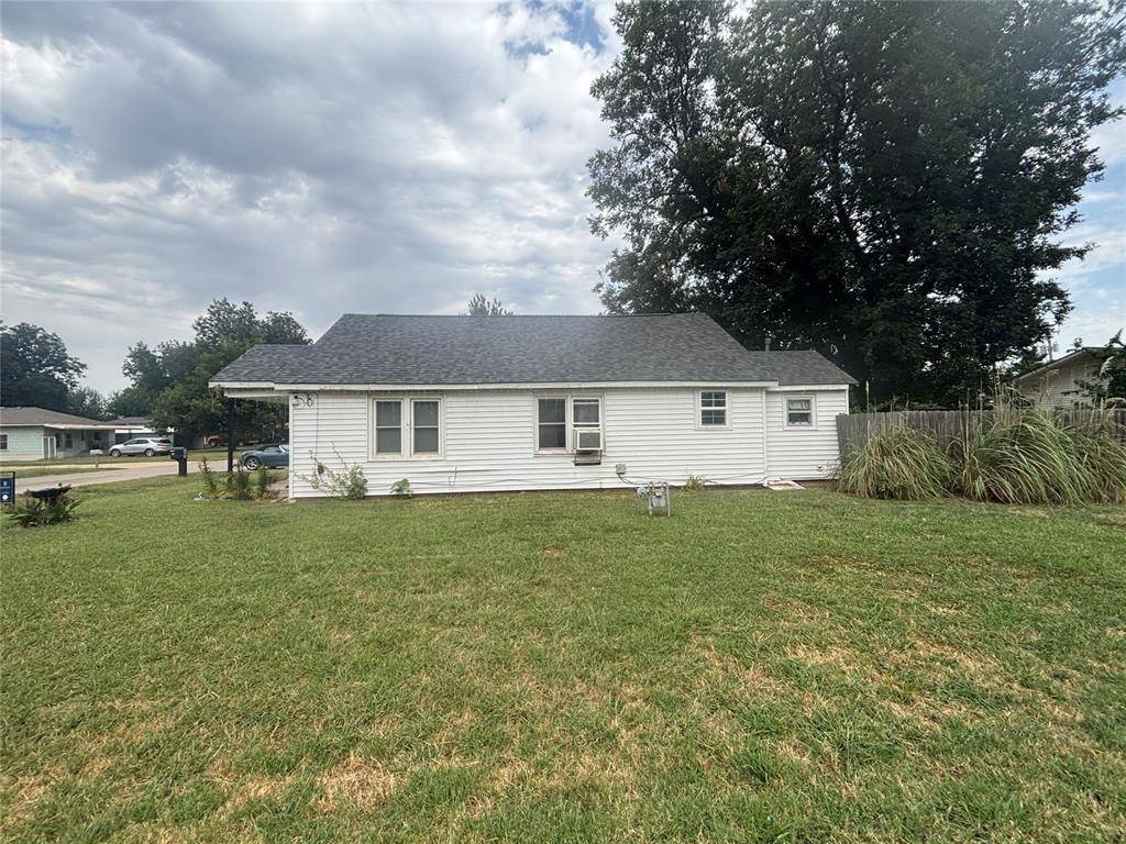 1224 Kaw ST, Perry, OK 73077