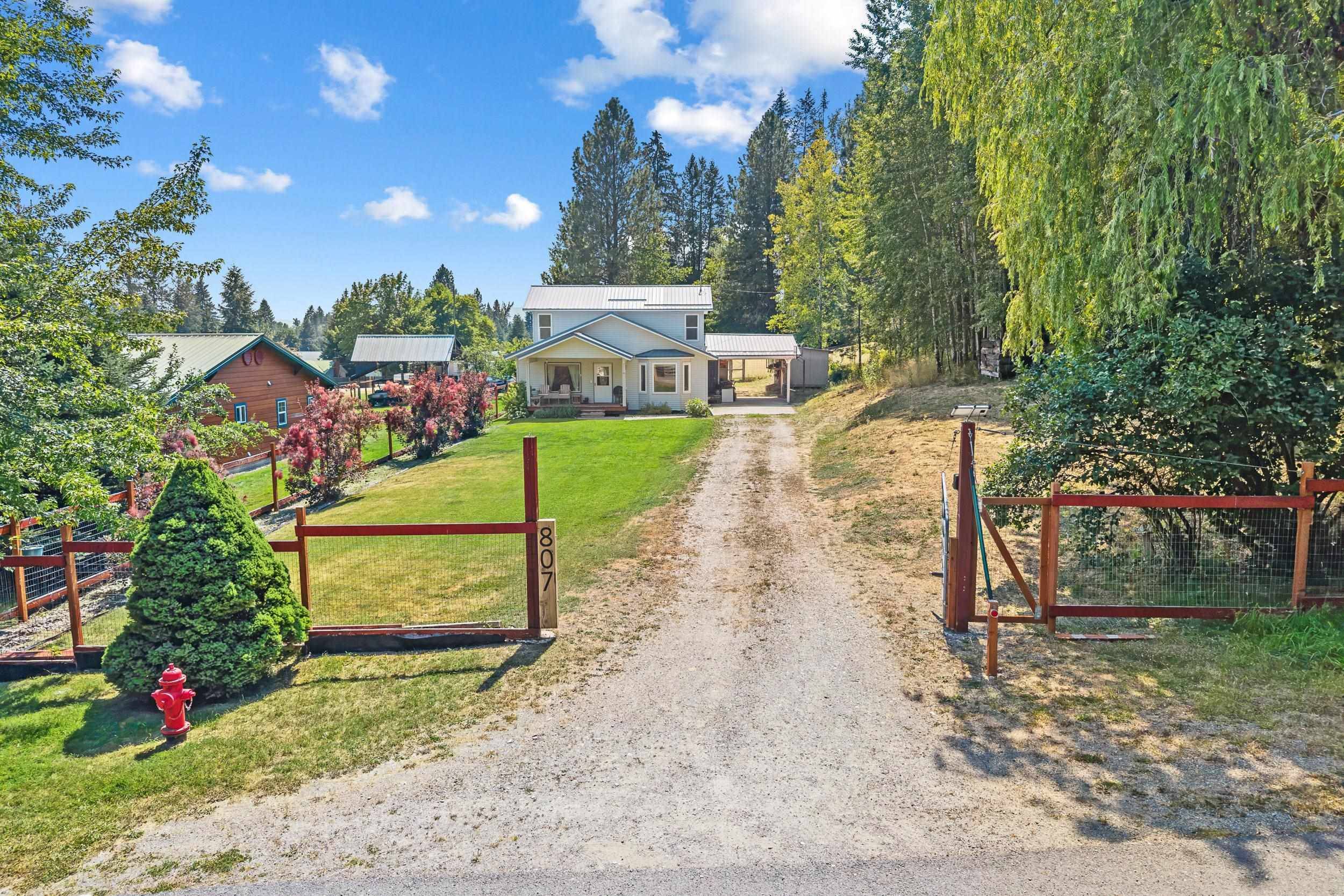 807 Grinnell St, Ione, WA 99139