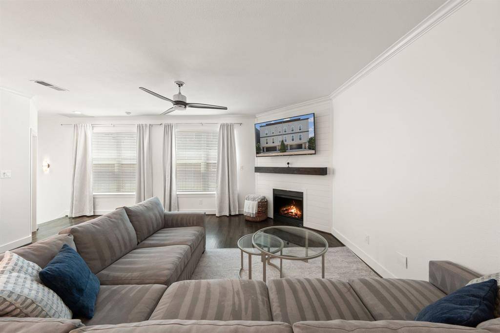 4039 Congress Avenue #201, Dallas, TX 75219