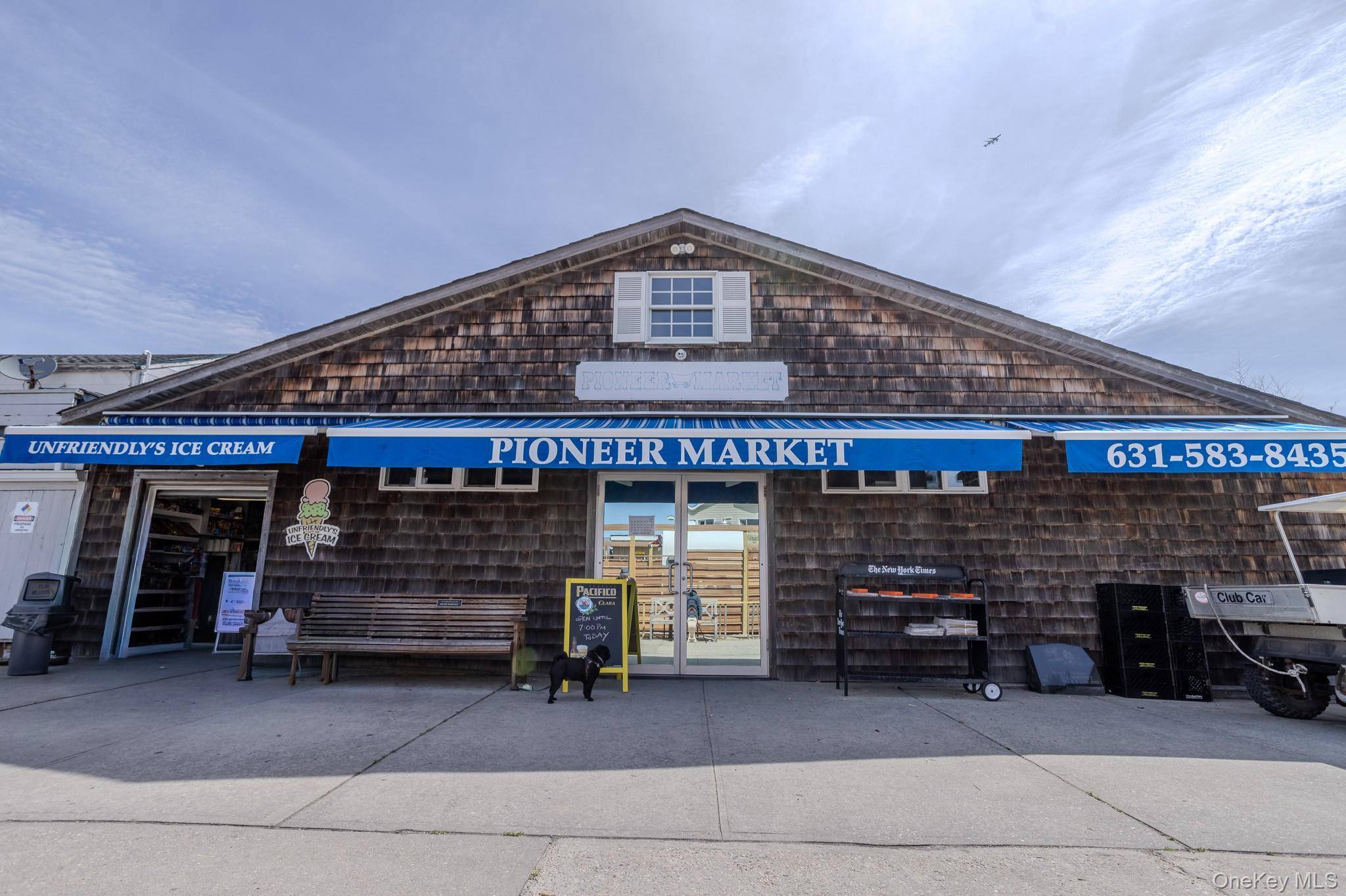 21 Broadway, Fair Harbor, NY 11706