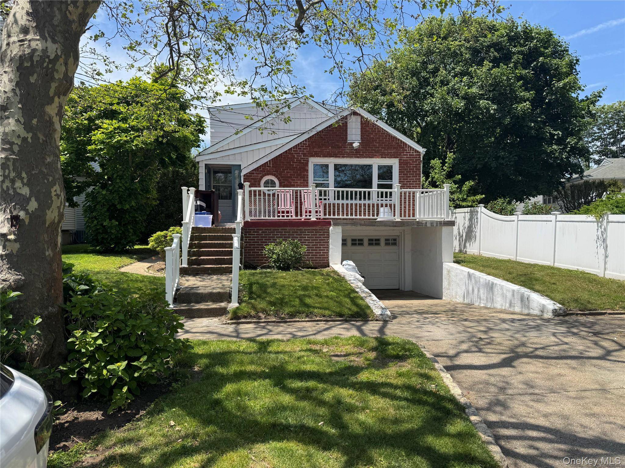 123 Genesee BLVD, Atlantic Beach, NY 11509