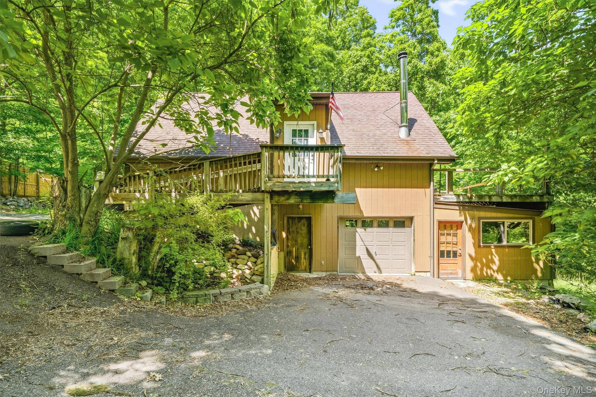 65 Old Turnpike RD, Bloomingburg, NY 12721
