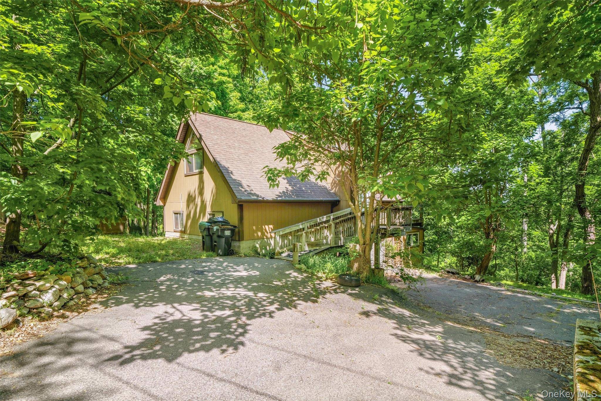 65 Old Turnpike RD, Bloomingburg, NY 12721