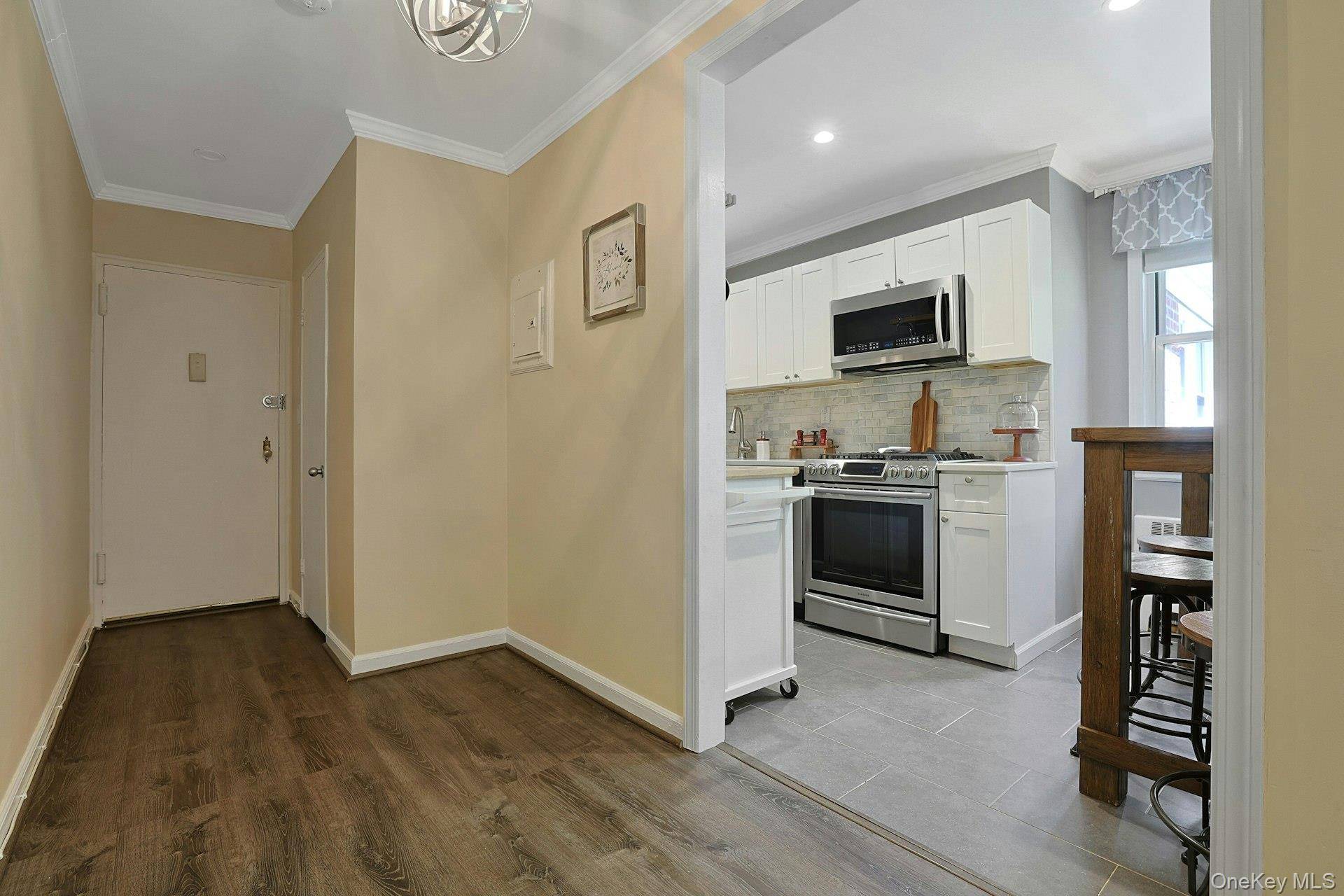 15 Bryant Crescent #2G, White Plains, NY 10605