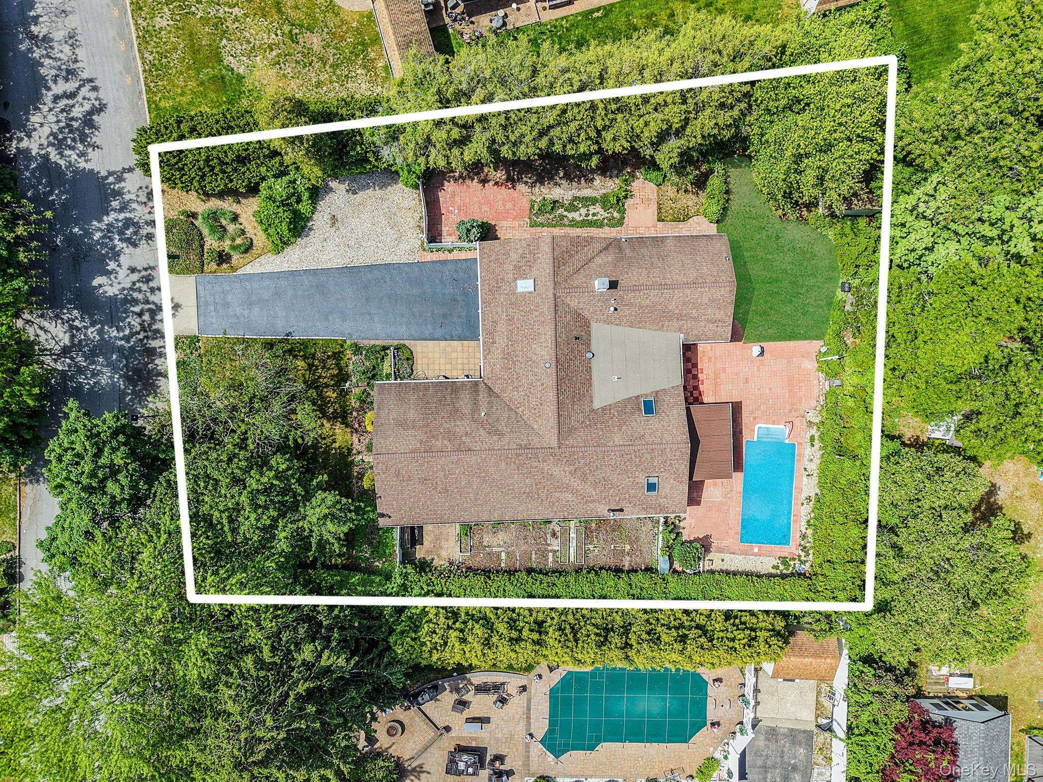5 Tawny PASS, South Setauket, NY 11720