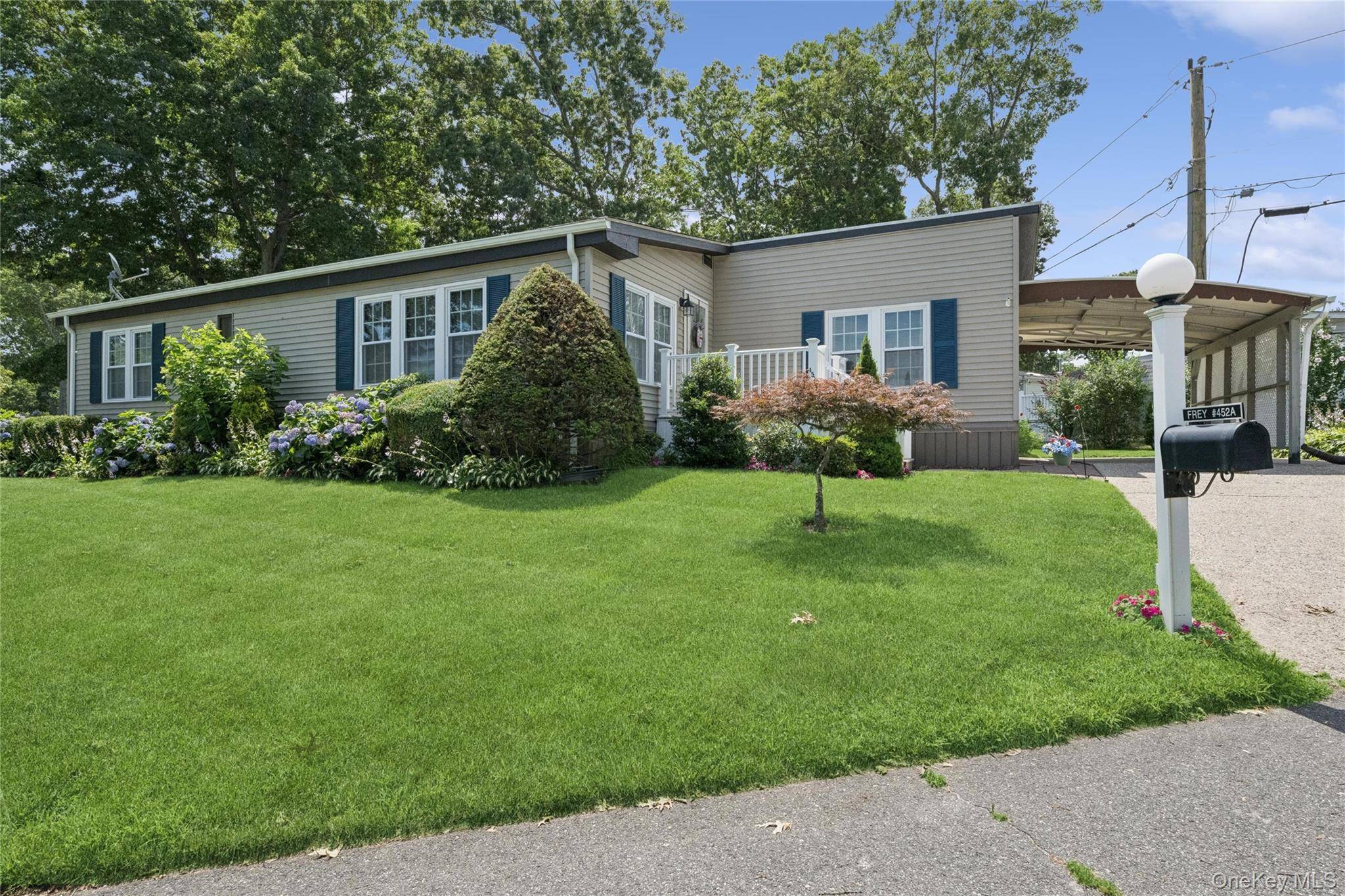 1661 Old Country RD #452A, Riverhead, NY 11901