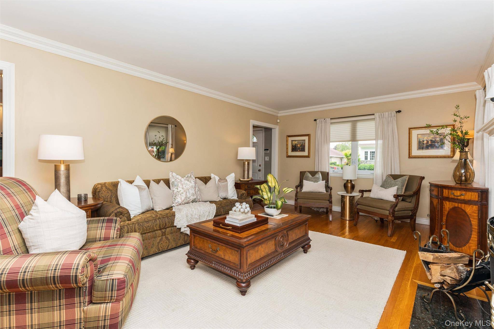 163 Tullamore RD, Garden City, NY 11530