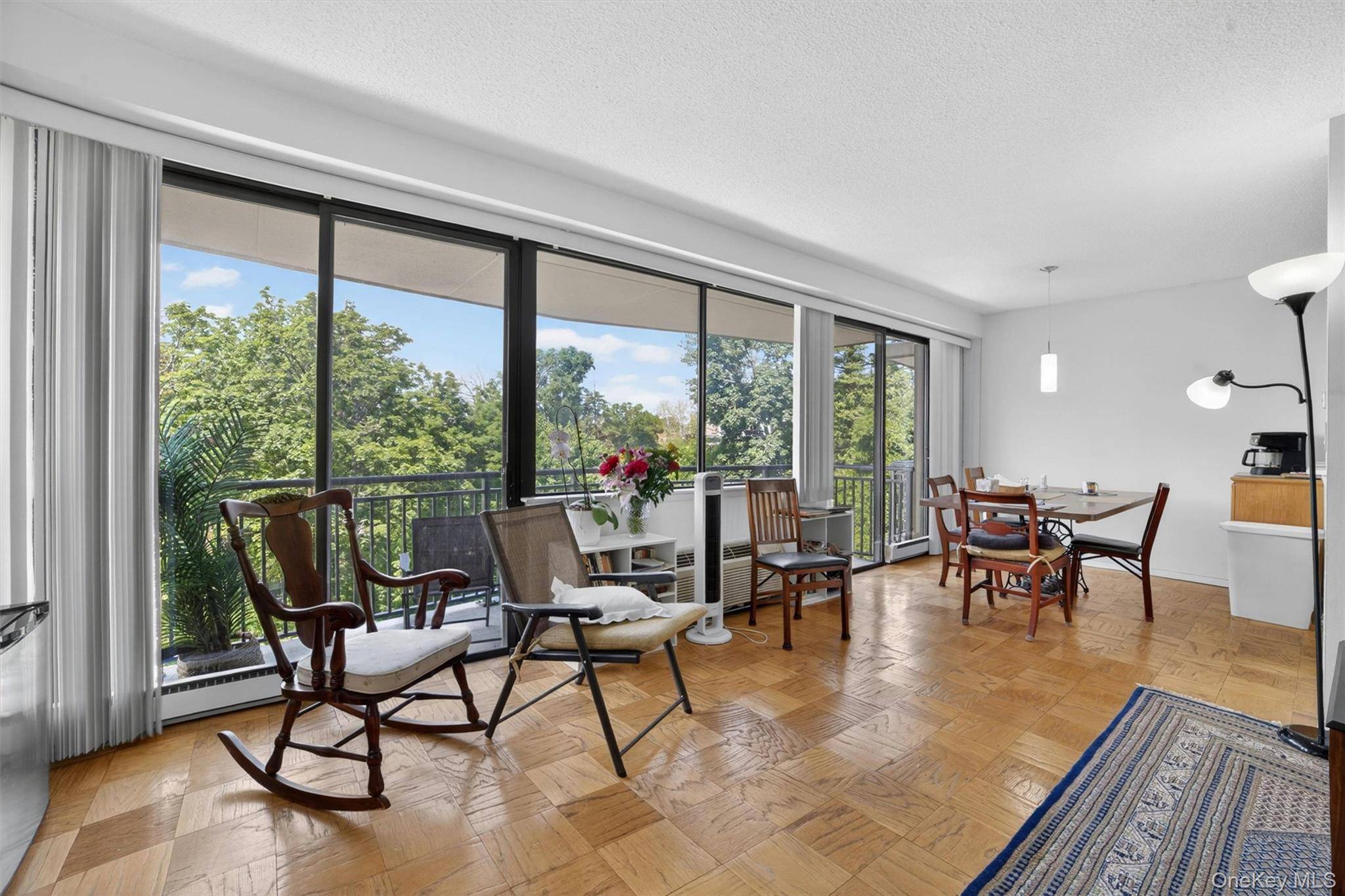 15 Stewart PL #7H, White Plains, NY 10603