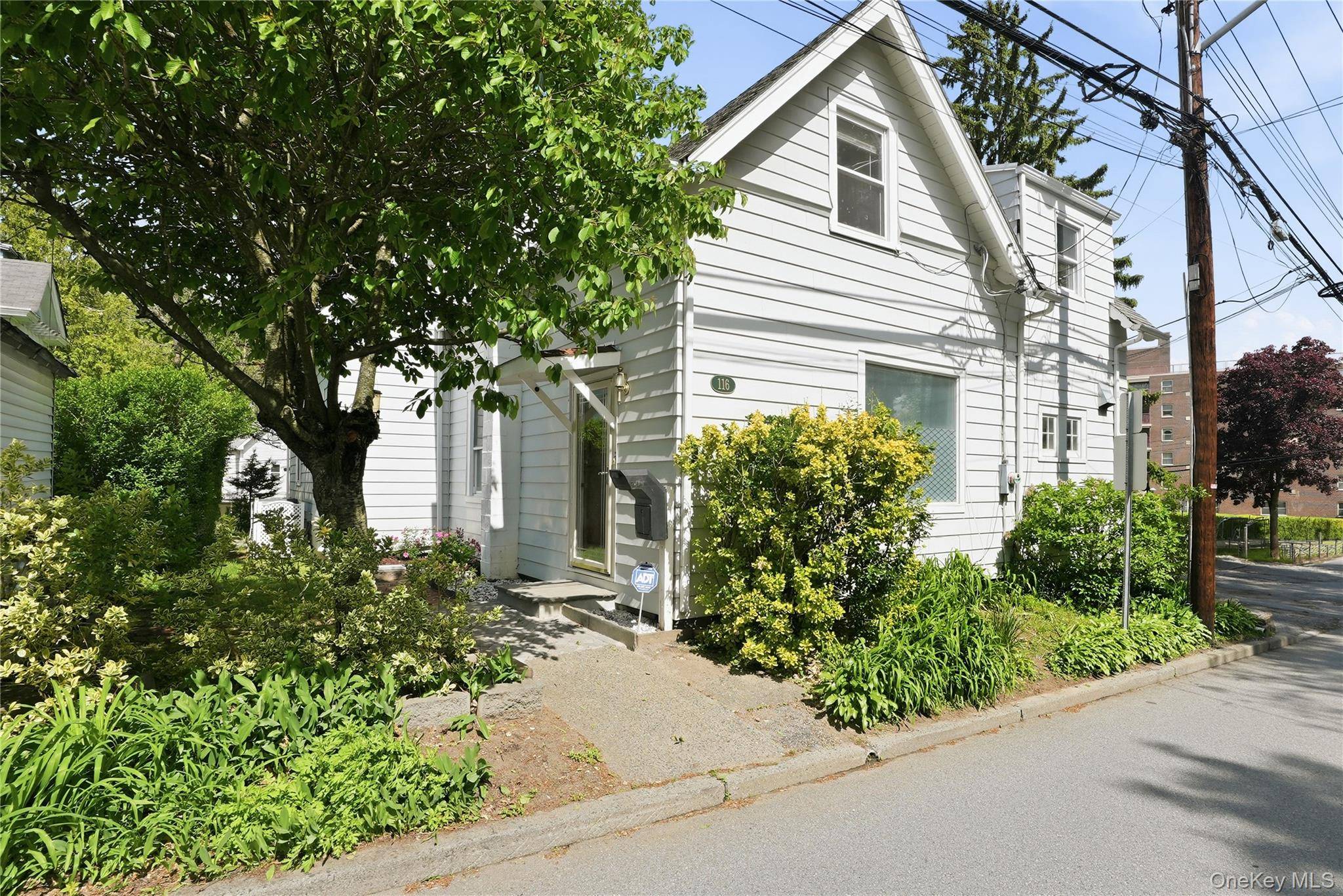 116 Carpenter AVE, Mount Kisco, NY 10549