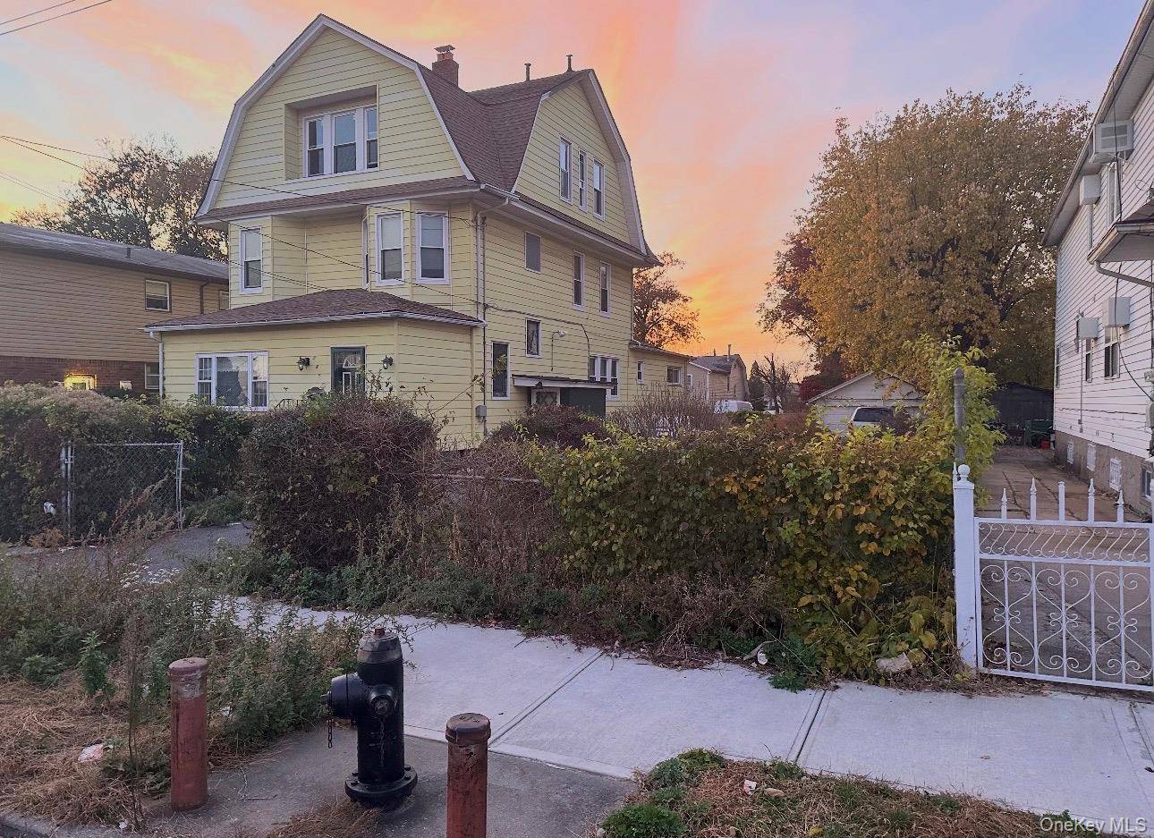 14212 222nd ST, Laurelton, NY 11413