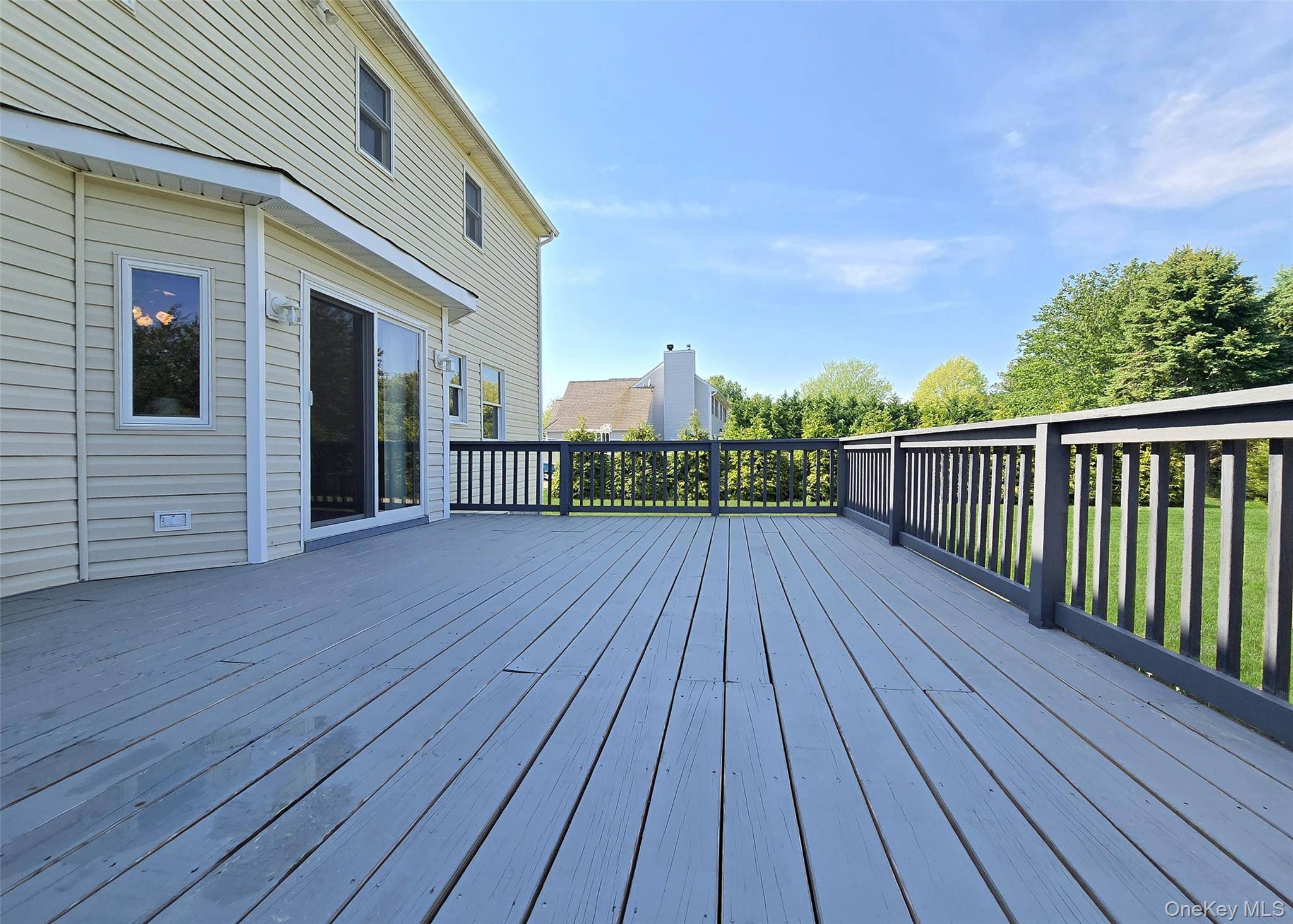 635 Farmveu RD, Mattituck, NY 11952