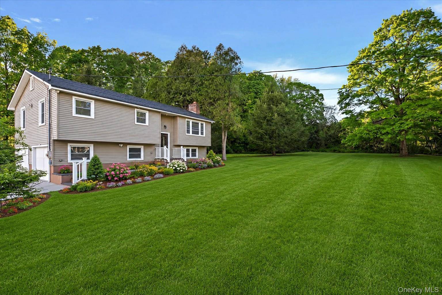 513 Canada ST, Lake George, NY 12845