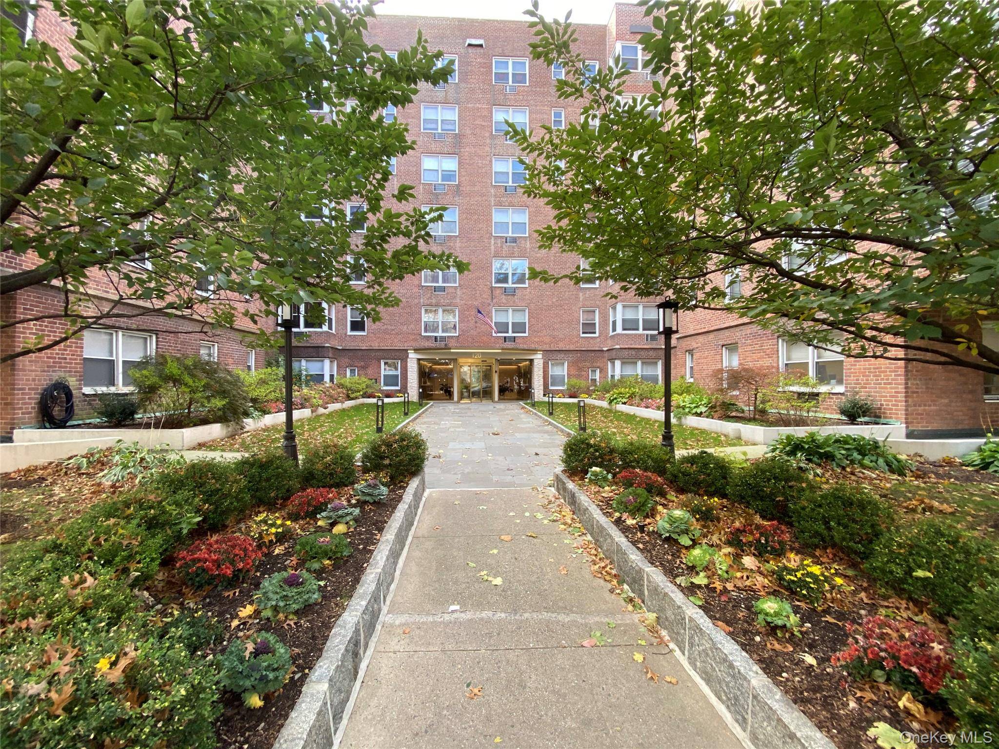 120 E Hartsdale AVE #1R, Hartsdale, NY 10530