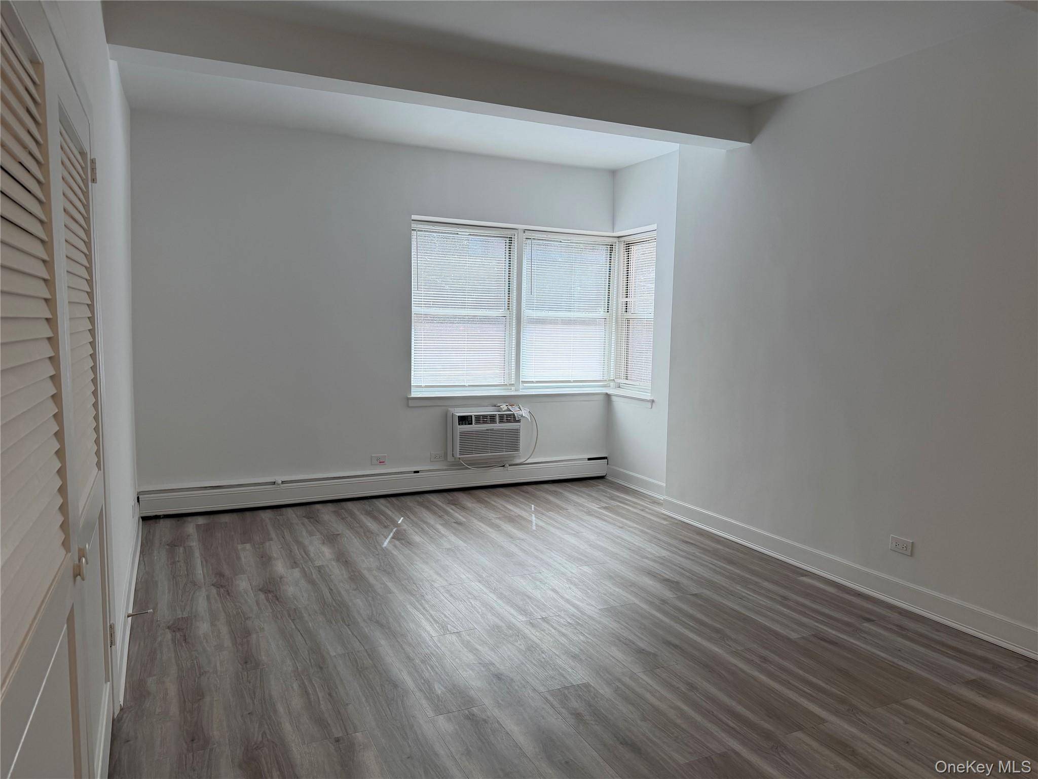 120 E Hartsdale AVE #1R, Hartsdale, NY 10530