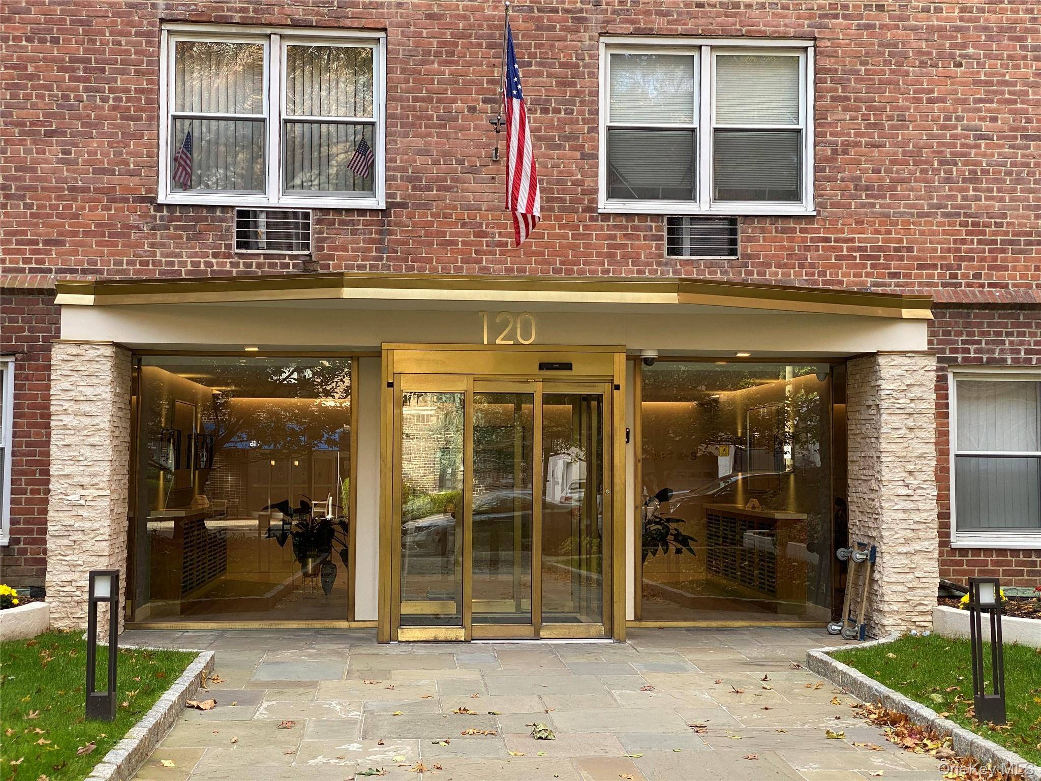 120 E Hartsdale AVE #1R, Hartsdale, NY 10530