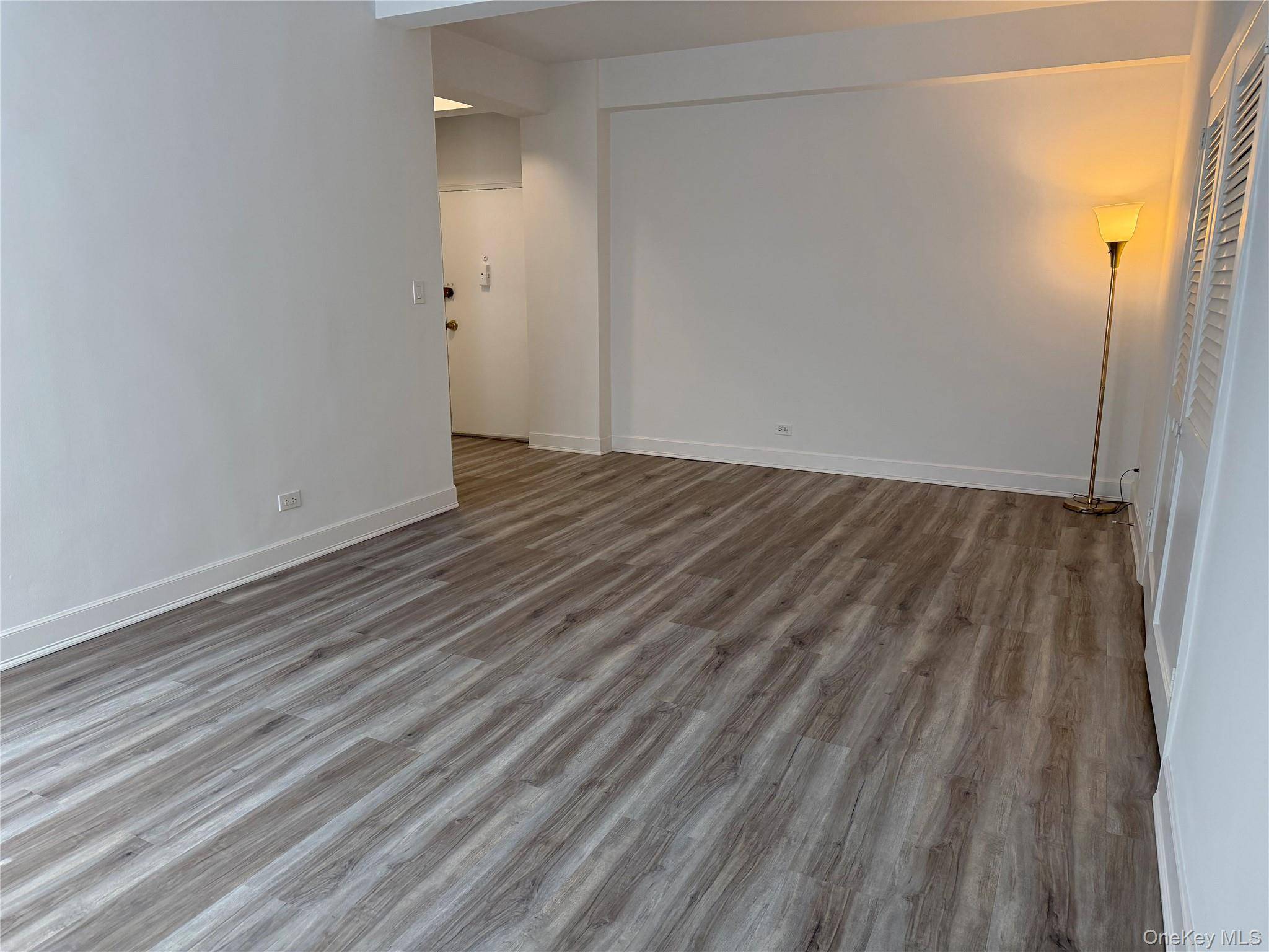120 E Hartsdale AVE #1R, Hartsdale, NY 10530