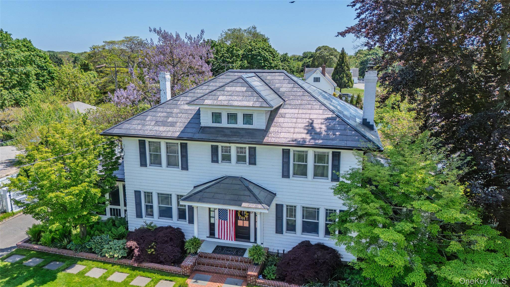 119 Hubbard AVE, Riverhead, NY 11901